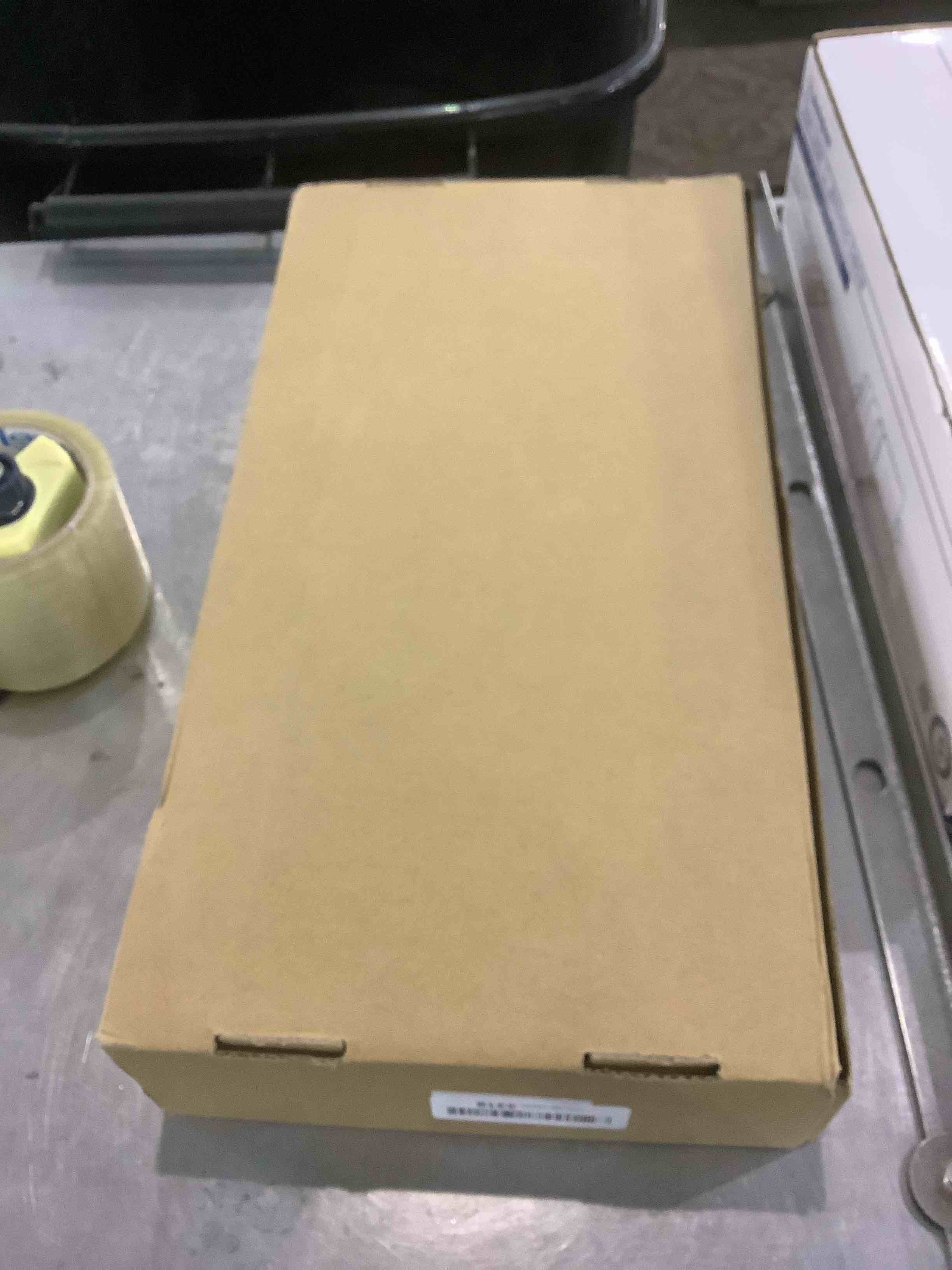 https://s3.amazonaws.com/lotting-images-prod/bidfta/EXS00790724_1702905915496.jpeg