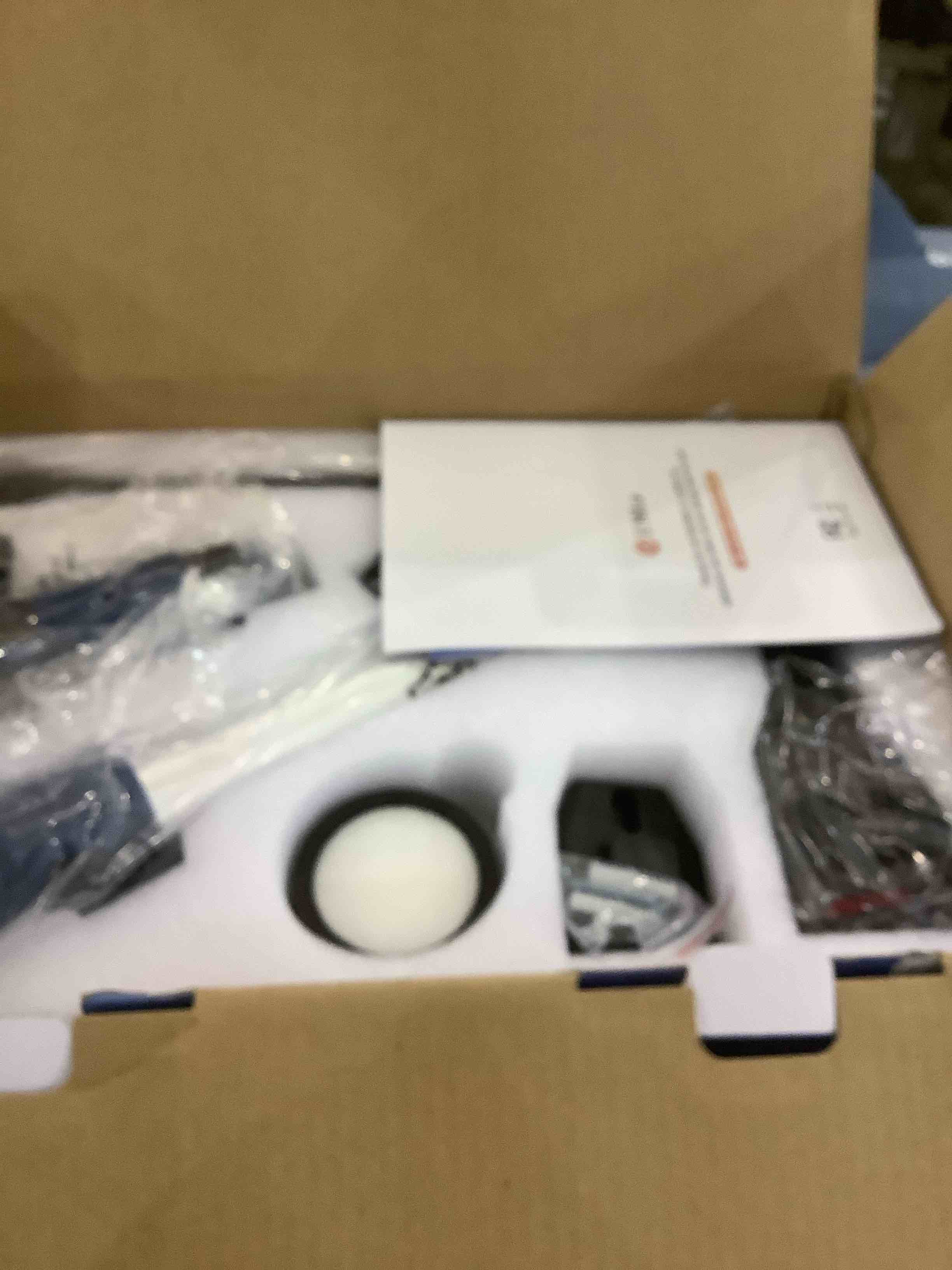 https://s3.amazonaws.com/lotting-images-prod/bidfta/EXS00790799_1702921040363.jpeg
