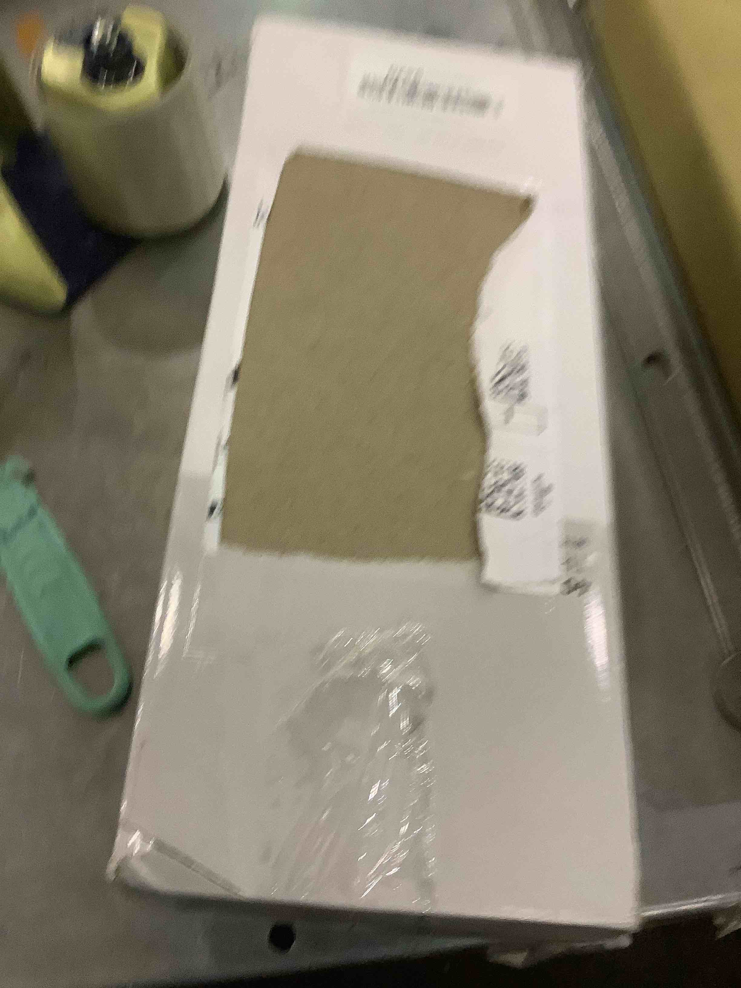 https://s3.amazonaws.com/lotting-images-prod/bidfta/EXS00790949_1702998372119.jpeg