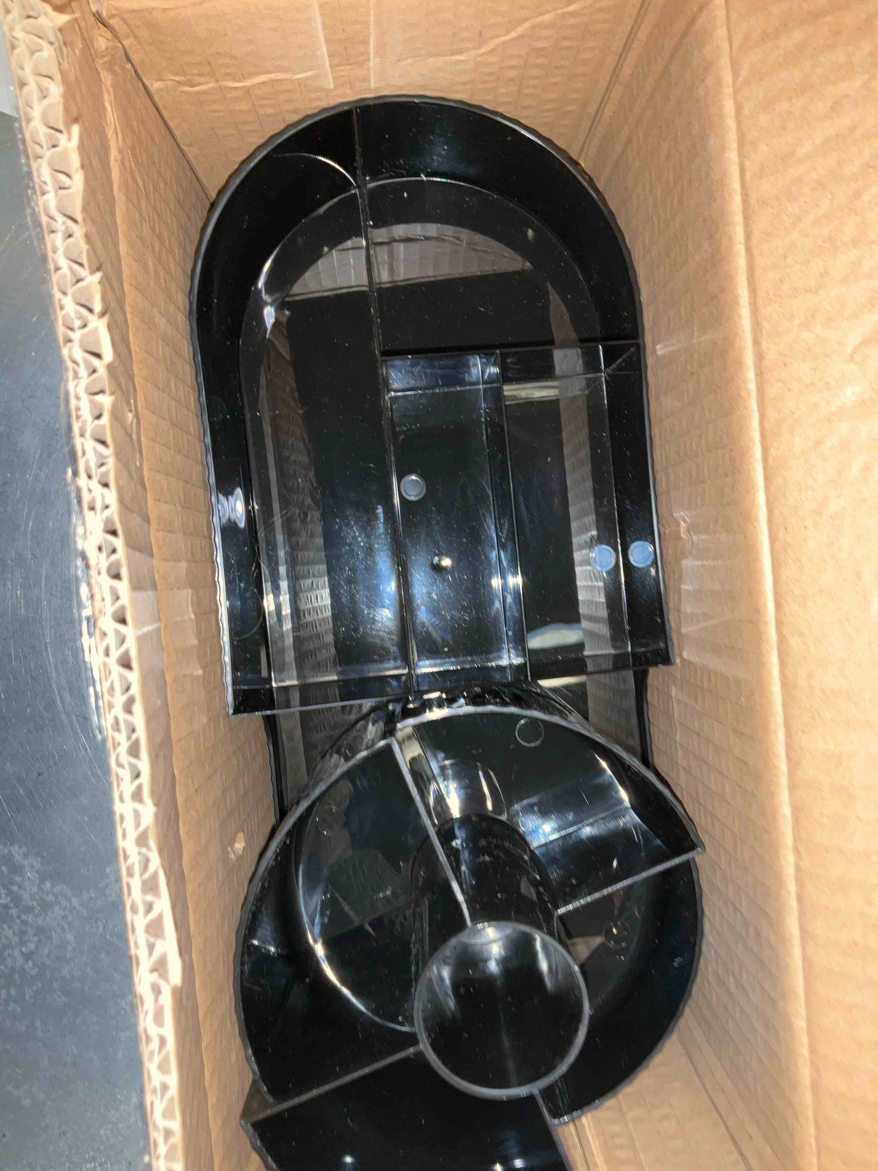 https://s3.amazonaws.com/lotting-images-prod/bidfta/EXS00792372_1701182379910.jpeg