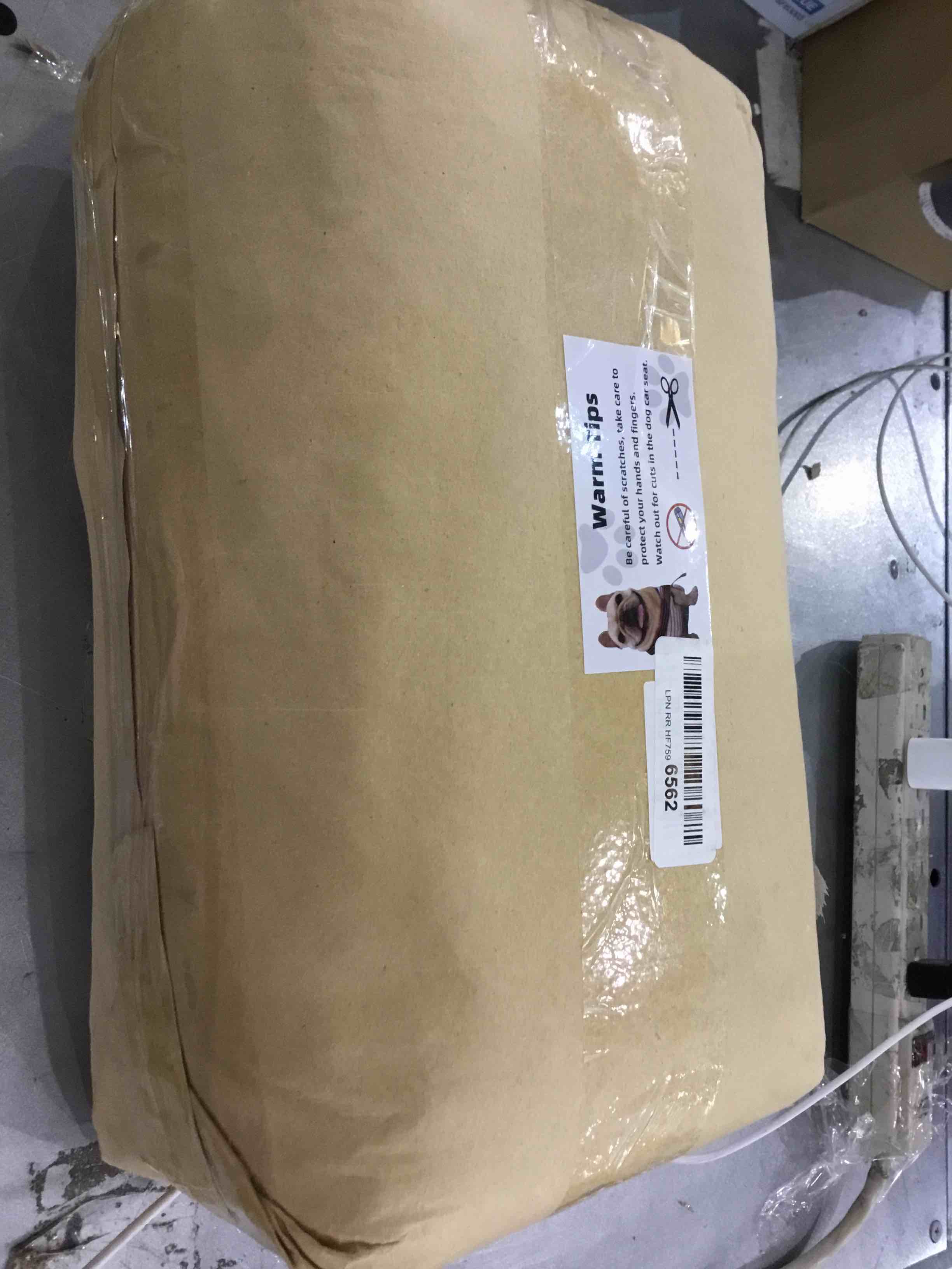 https://s3.amazonaws.com/lotting-images-prod/bidfta/EXS00792643_1702656952229.jpeg
