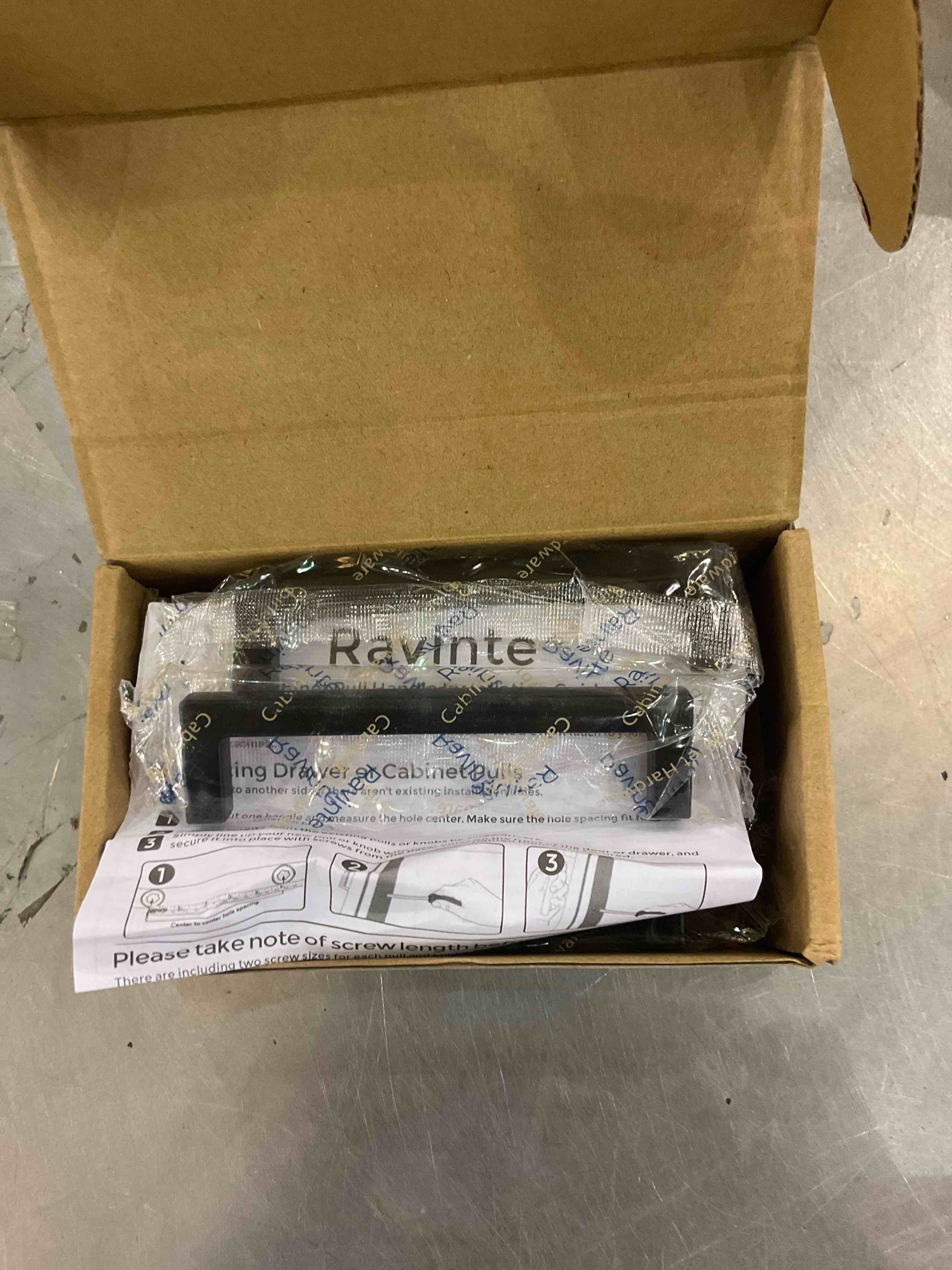 https://s3.amazonaws.com/lotting-images-prod/bidfta/EXS00793246_1704220153441.jpeg