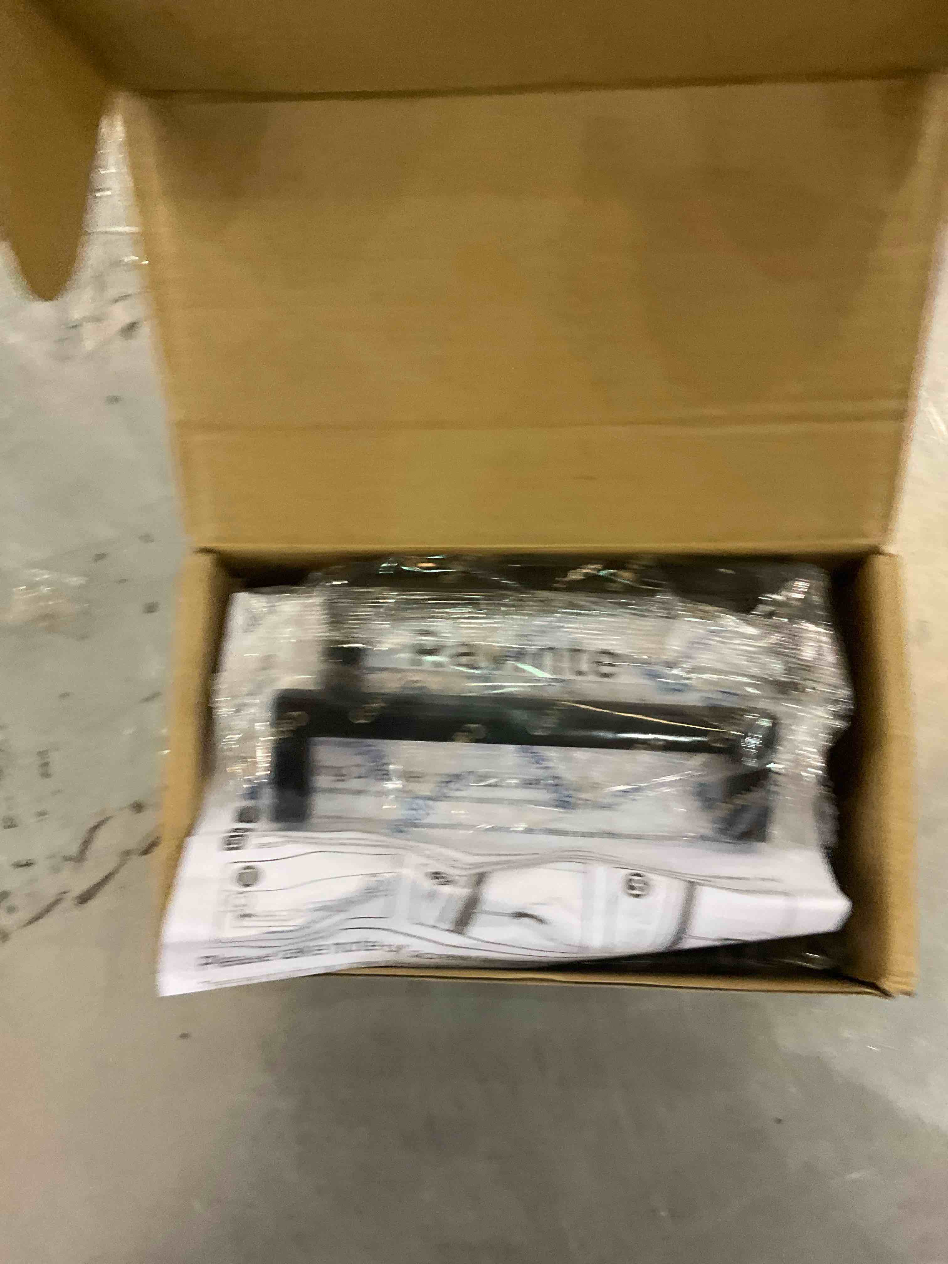https://s3.amazonaws.com/lotting-images-prod/bidfta/EXS00793246_1704220154564.jpeg
