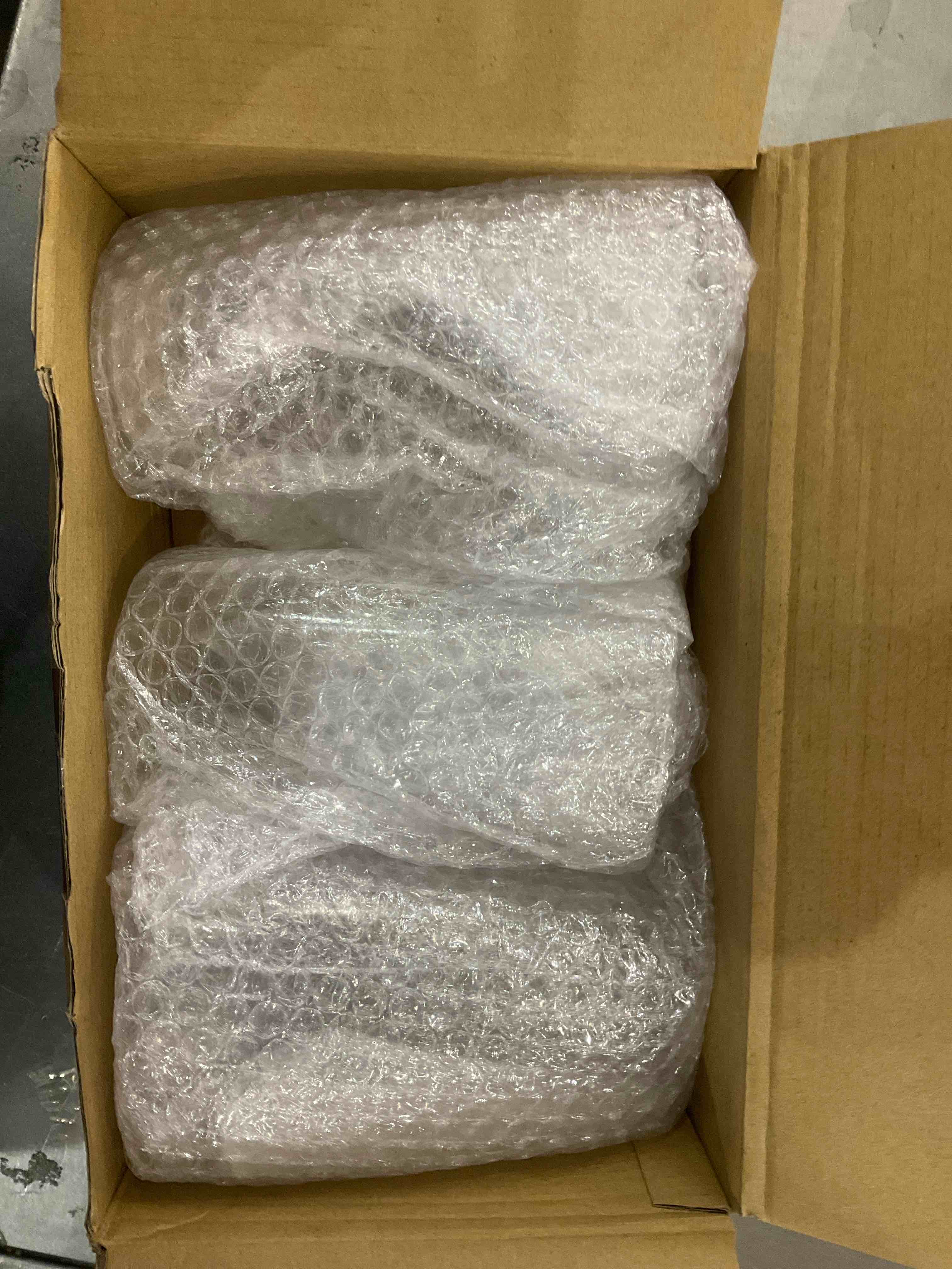 https://s3.amazonaws.com/lotting-images-prod/bidfta/EXS00793802_1701269359157.jpeg