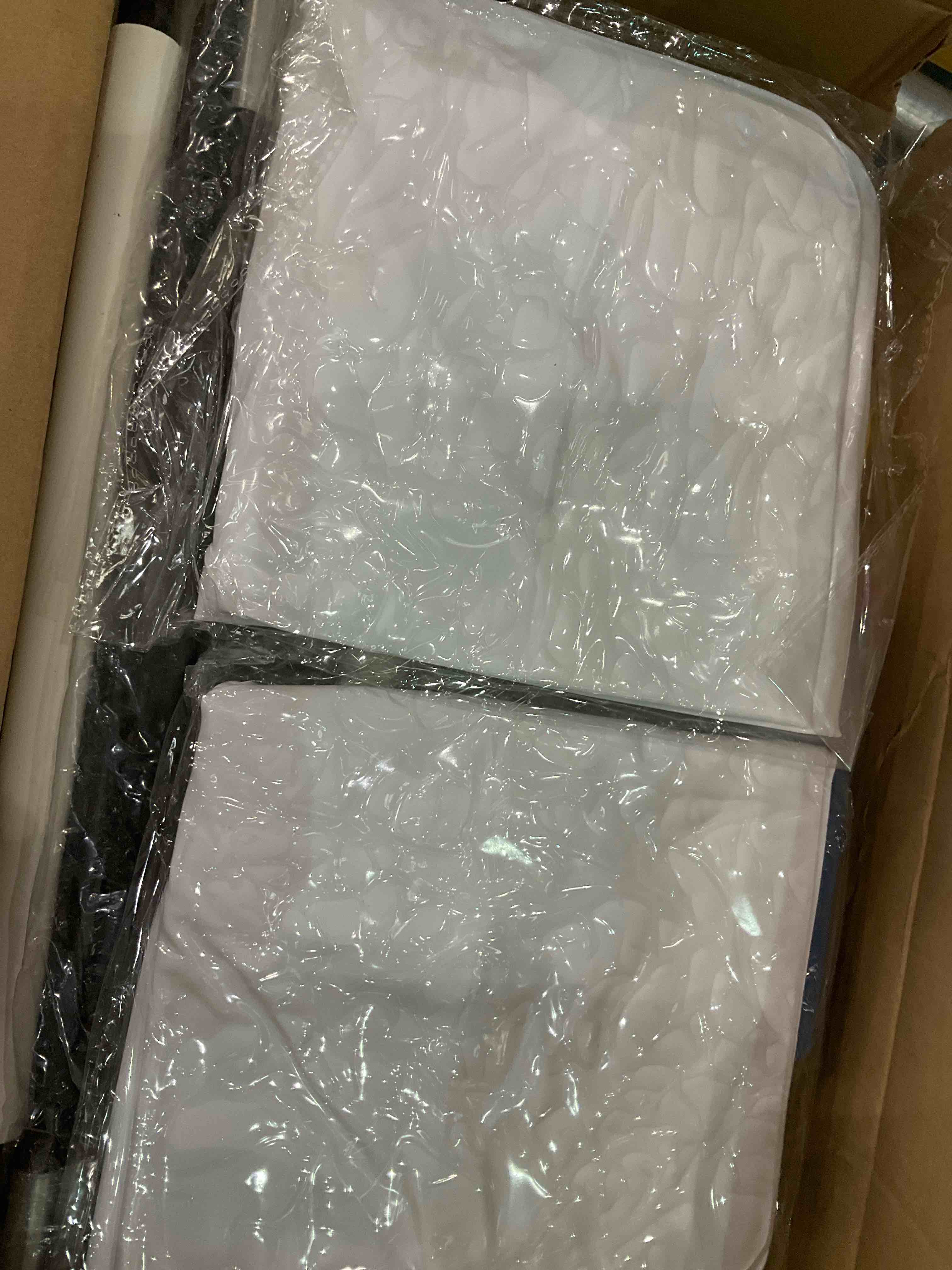 https://s3.amazonaws.com/lotting-images-prod/bidfta/EXS00794178_1704828997348.jpeg