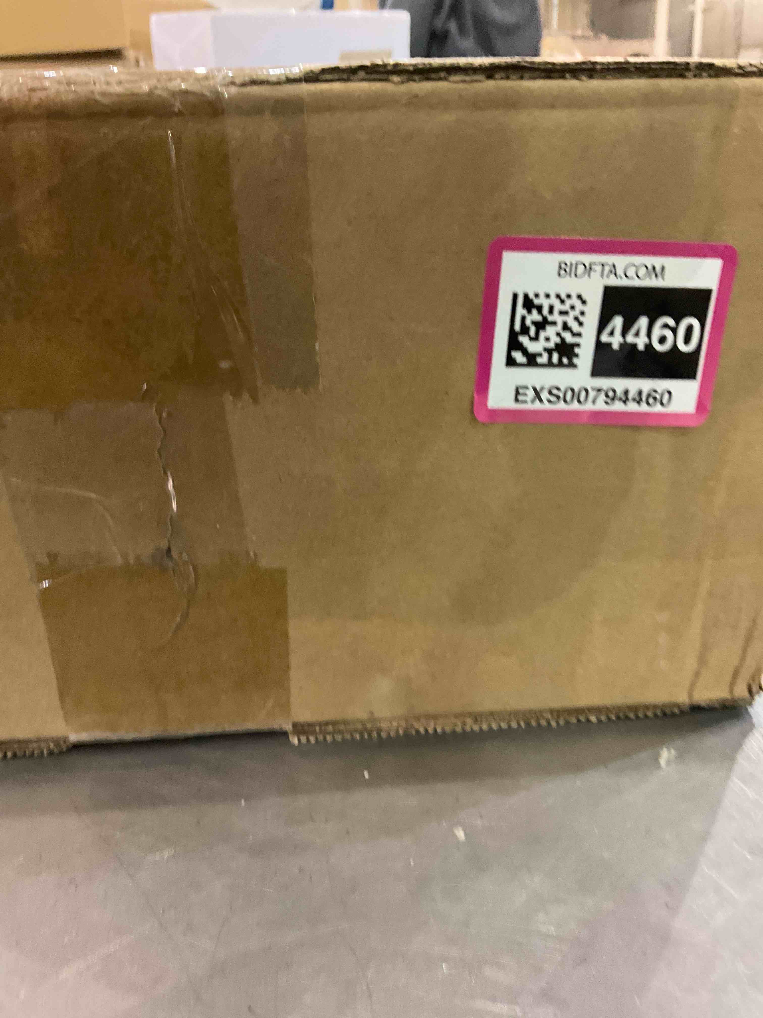 https://s3.amazonaws.com/lotting-images-prod/bidfta/EXS00794460_1706119856711.jpeg