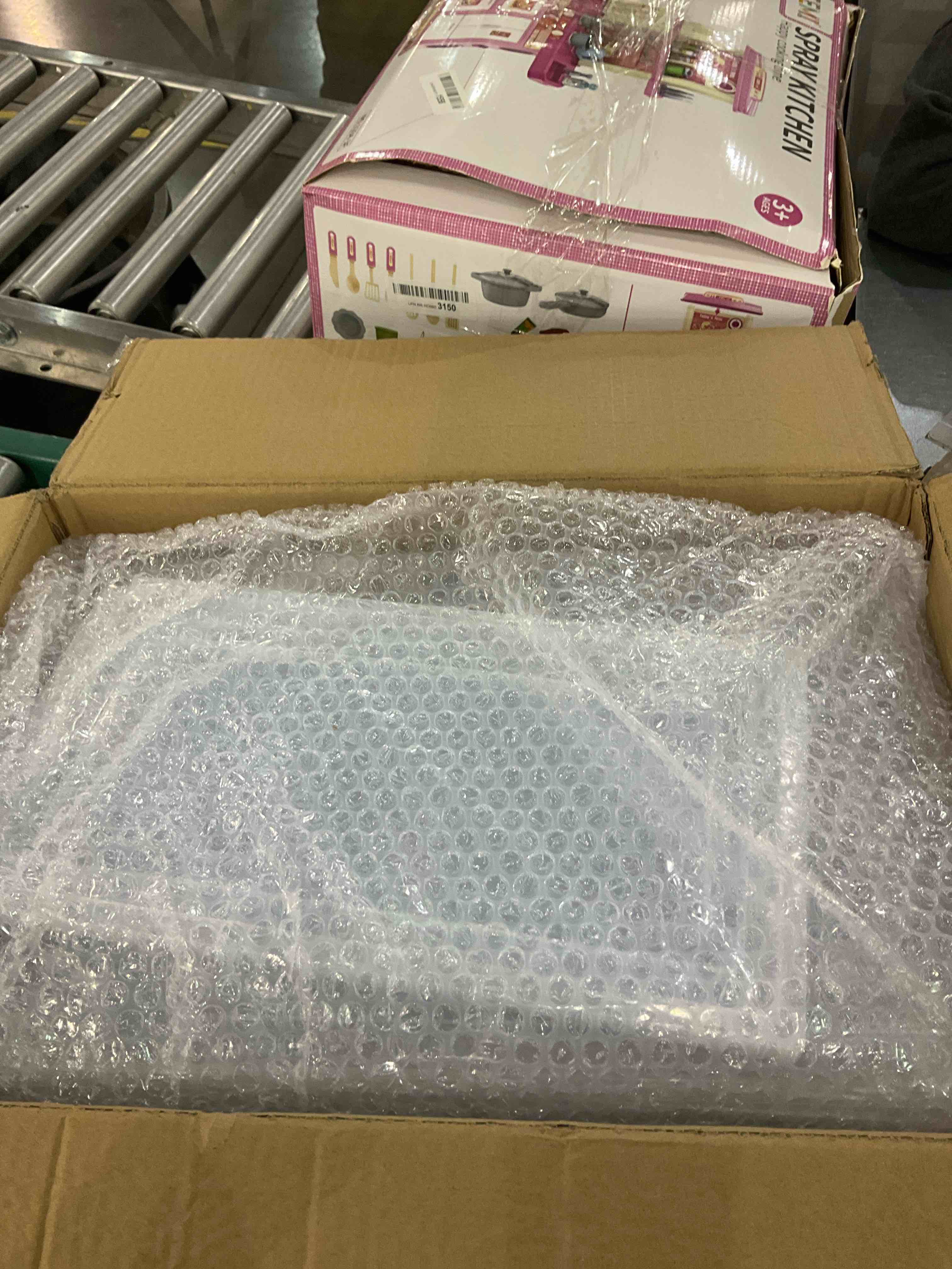 https://s3.amazonaws.com/lotting-images-prod/bidfta/EXS00794499_1706277354530.jpeg
