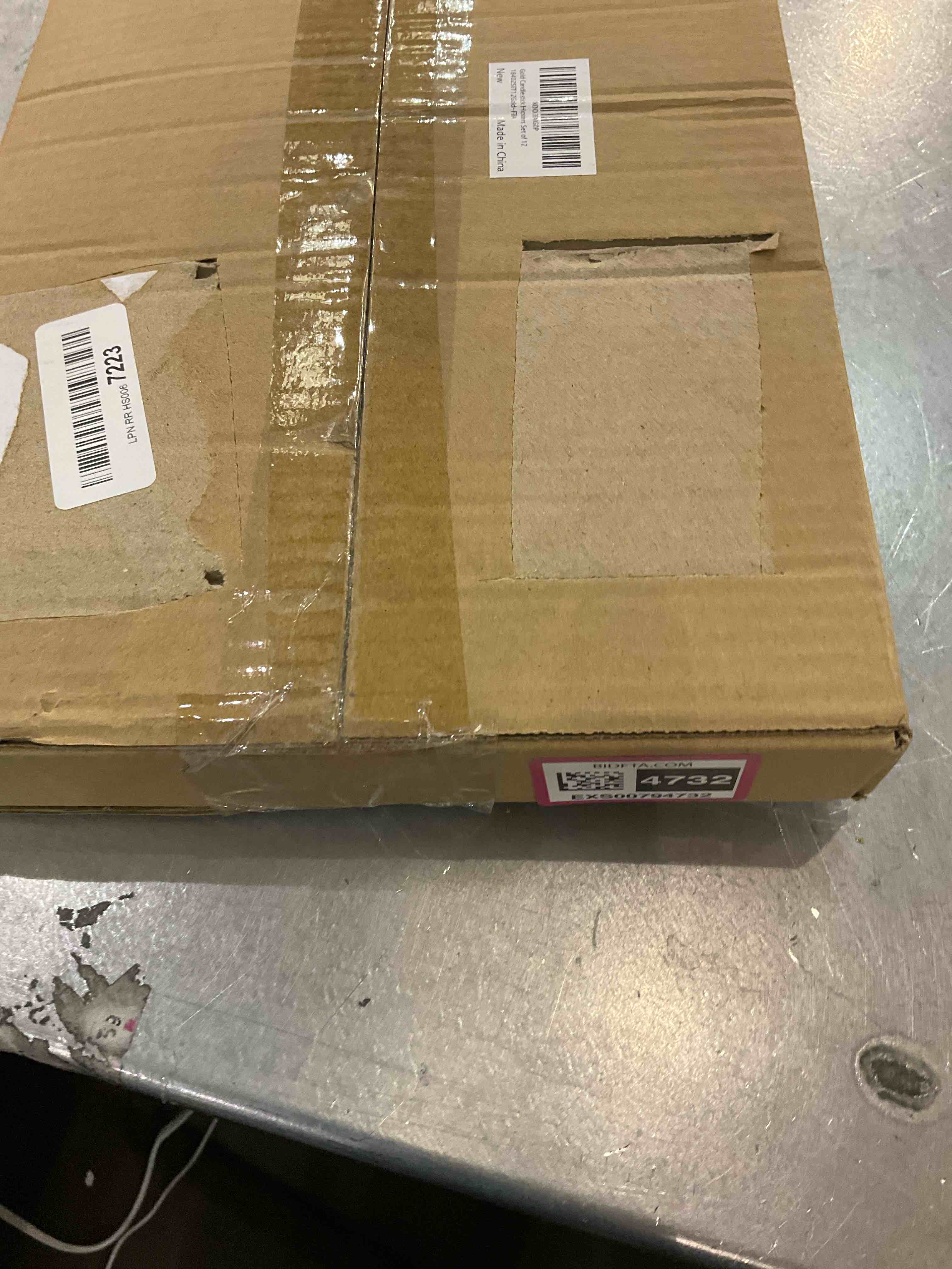 https://s3.amazonaws.com/lotting-images-prod/bidfta/EXS00794732_1704816507832.jpeg