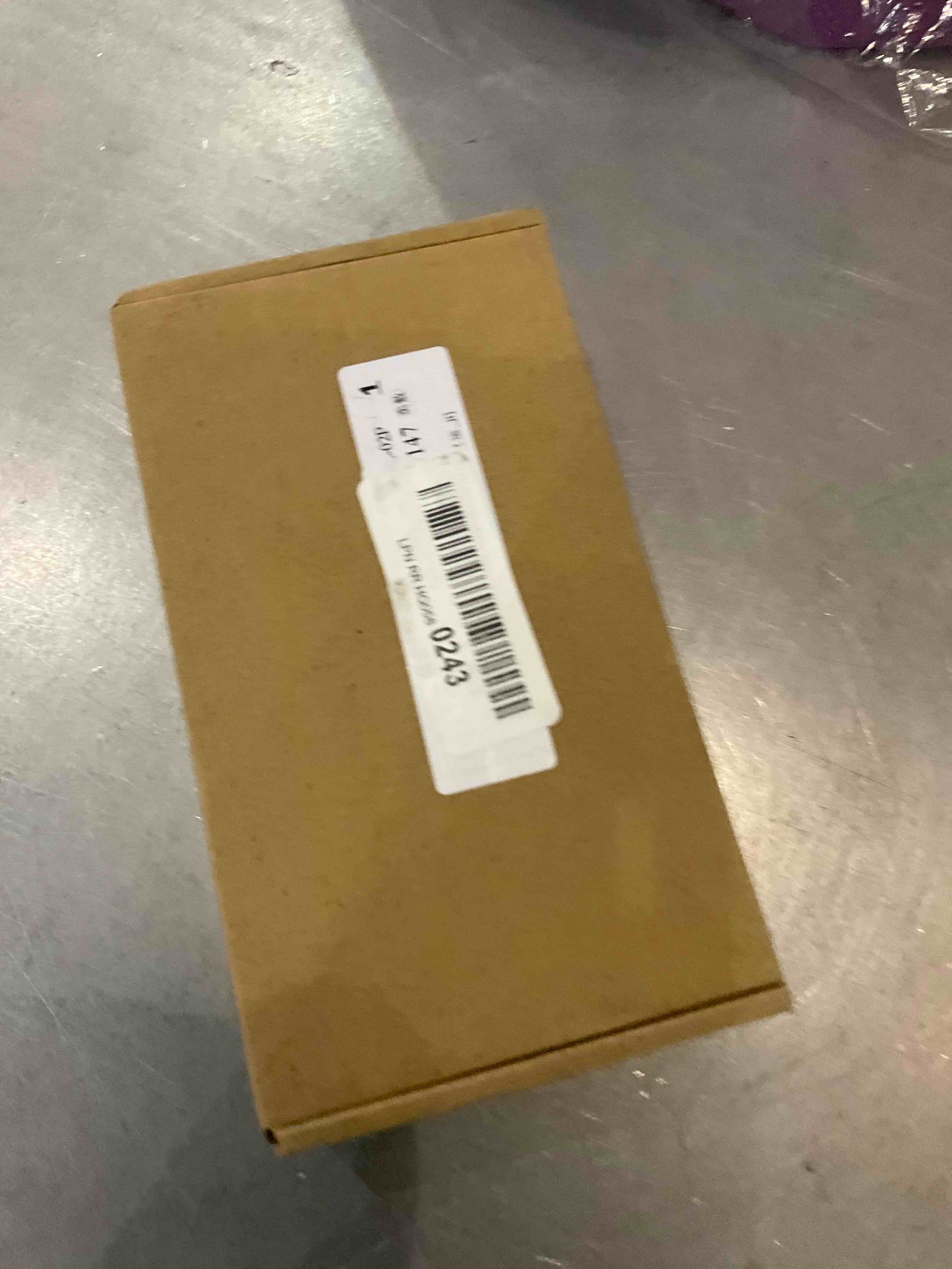 https://s3.amazonaws.com/lotting-images-prod/bidfta/EXS00794798_1704825132546.jpeg