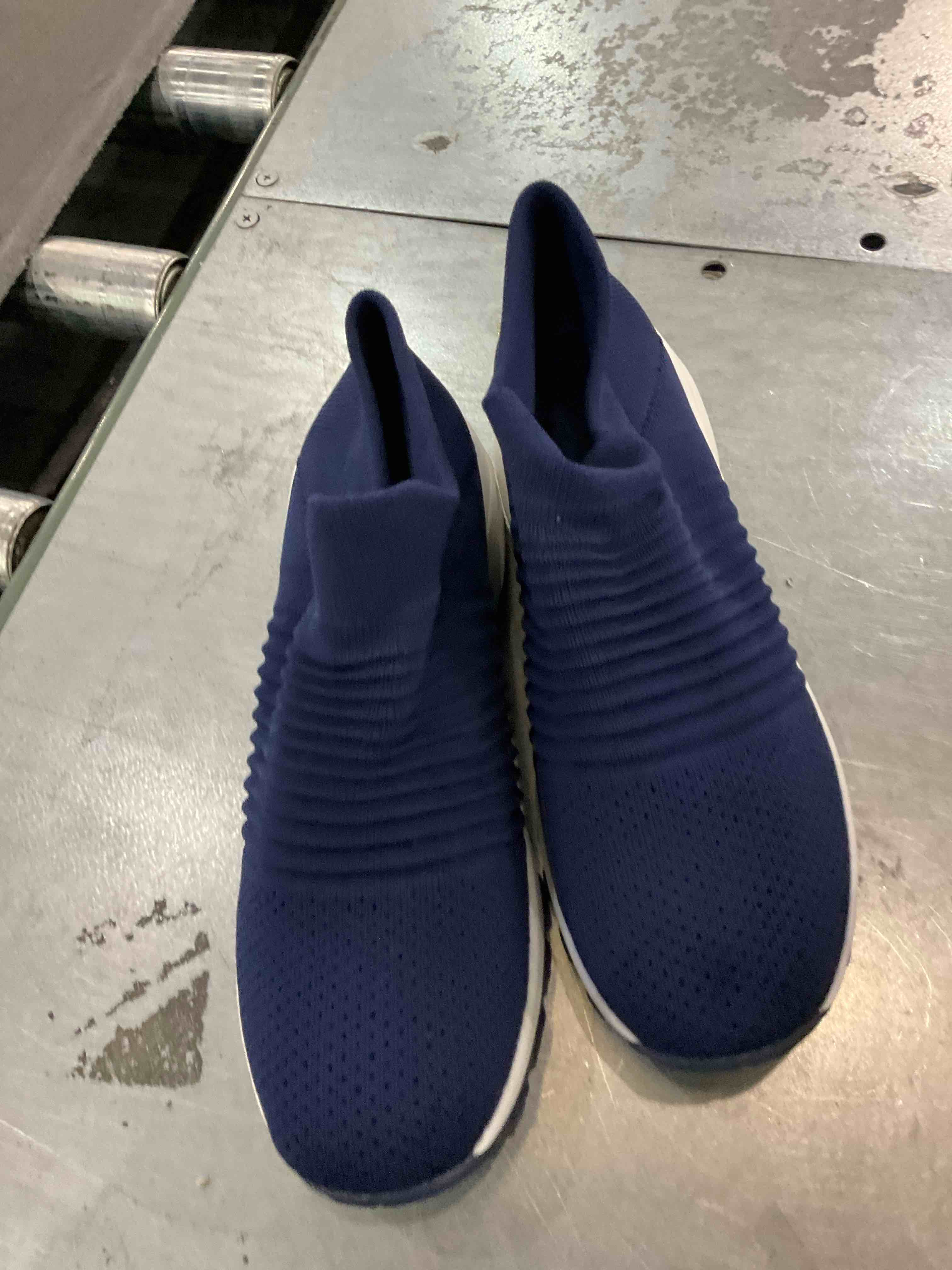 men’s tennish shoes size 10.5