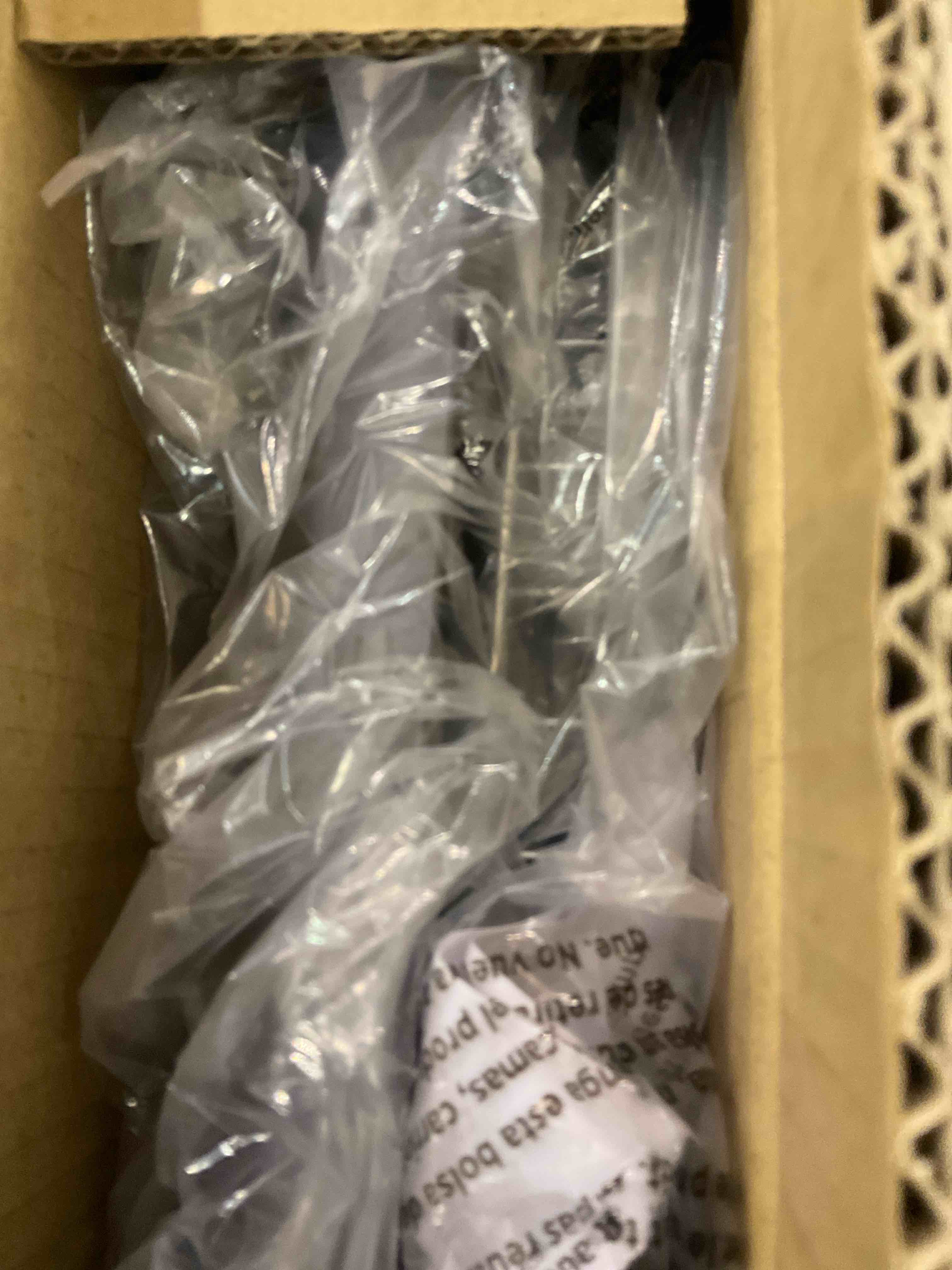 https://s3.amazonaws.com/lotting-images-prod/bidfta/EXS00795675_1700669418470.jpeg