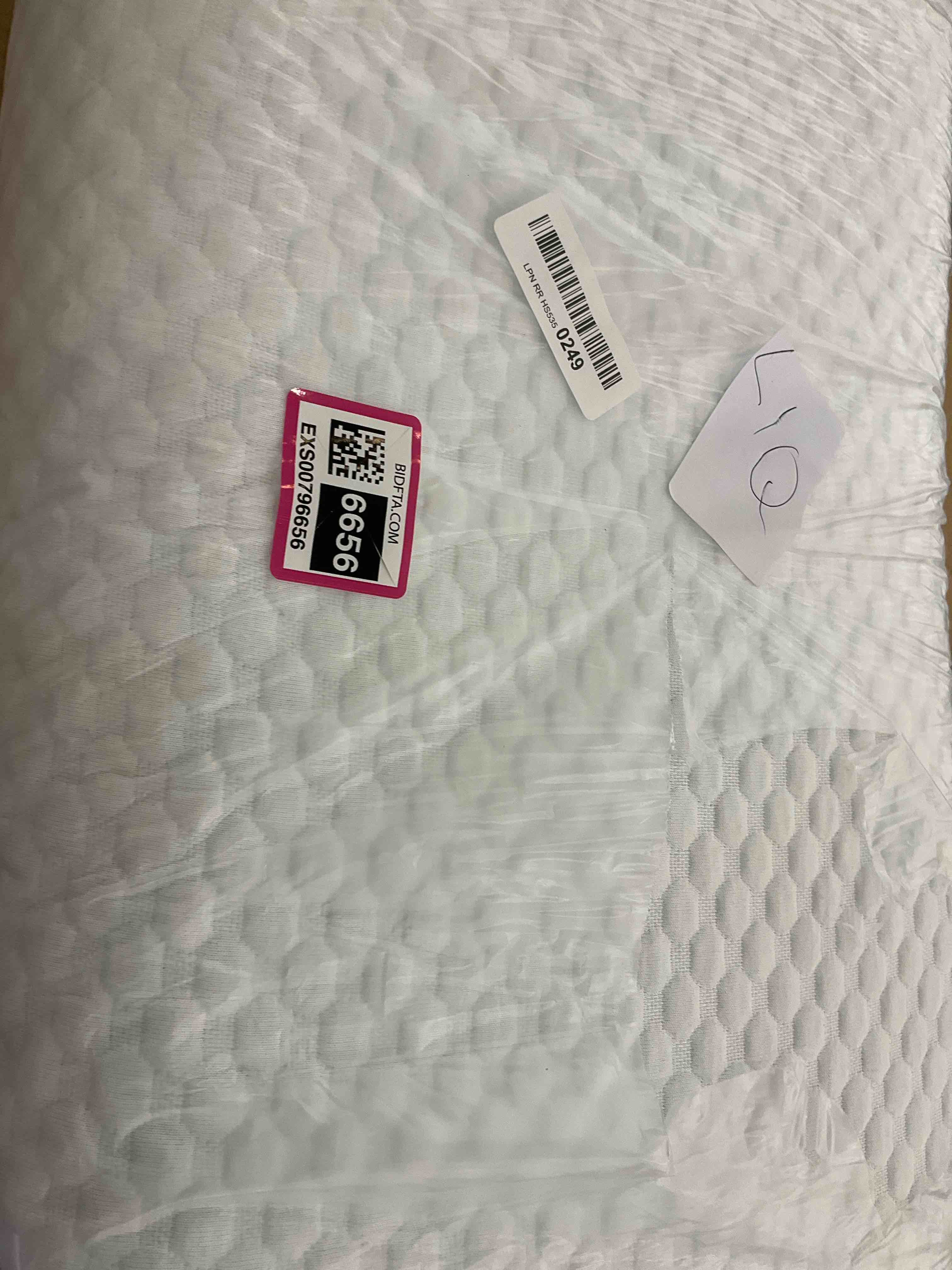 https://s3.amazonaws.com/lotting-images-prod/bidfta/EXS00796656_1701795201664.jpeg