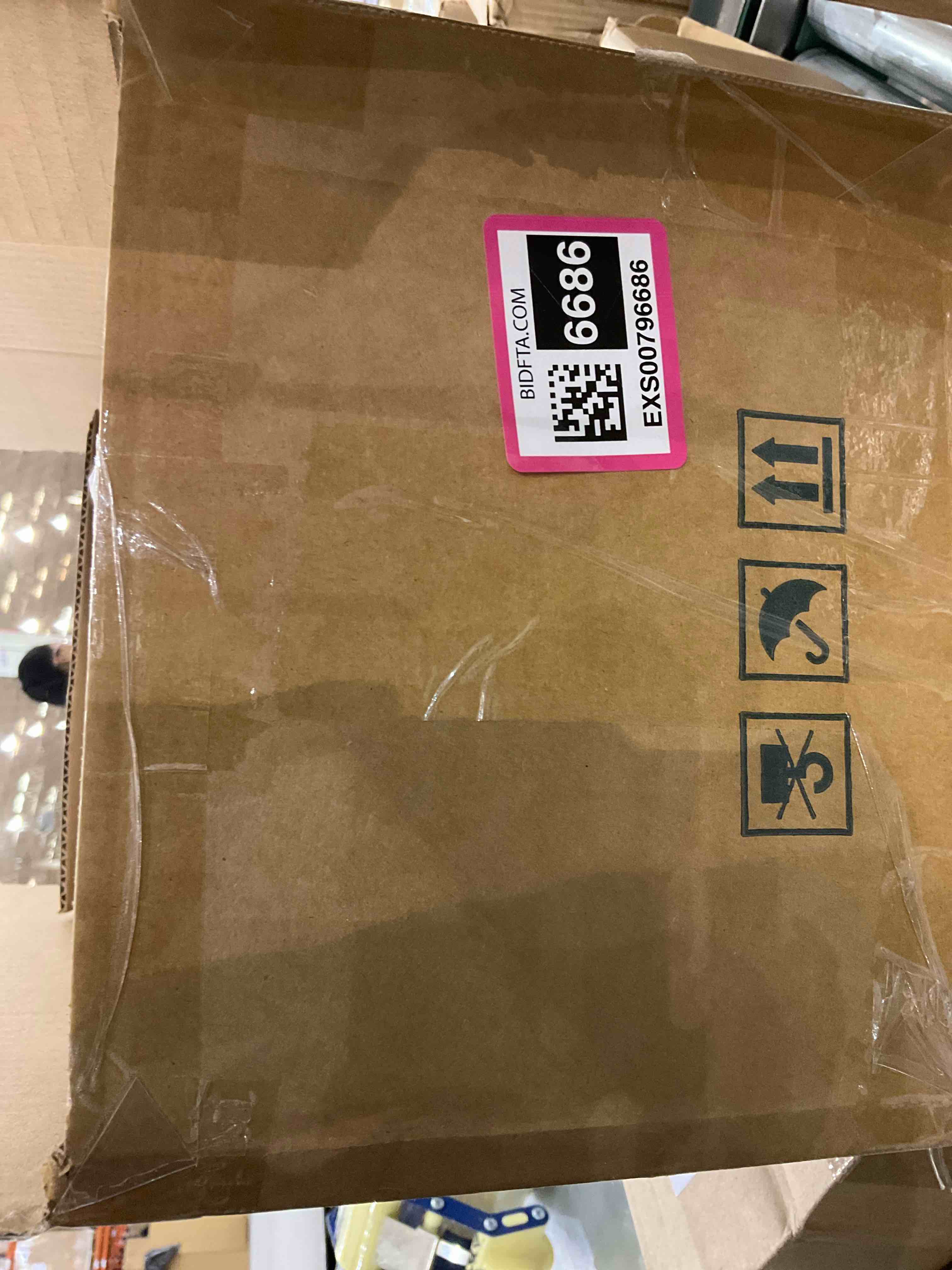 https://s3.amazonaws.com/lotting-images-prod/bidfta/EXS00796686_1701806772367.jpeg