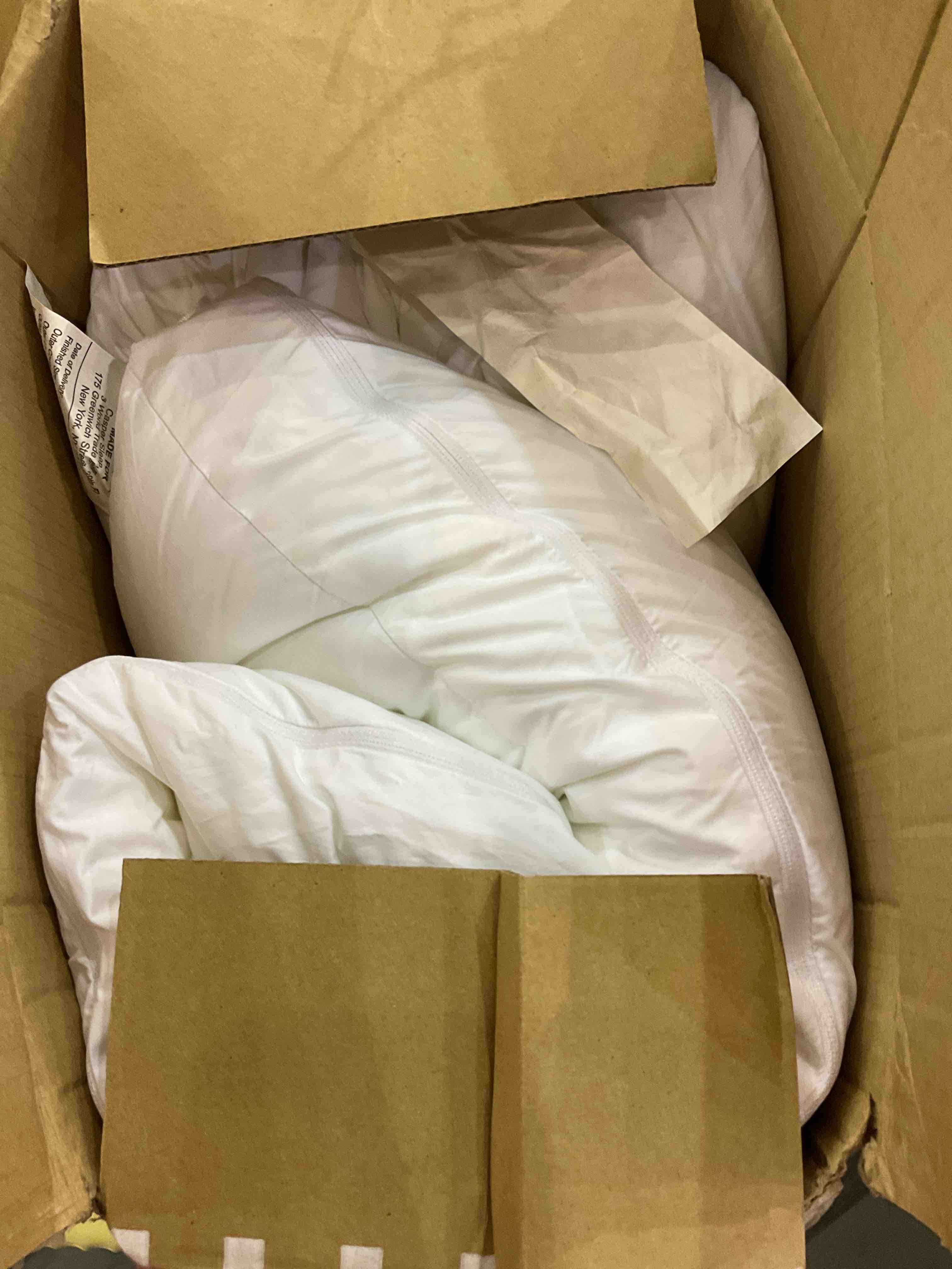 https://s3.amazonaws.com/lotting-images-prod/bidfta/EXS00796742_1701876166881.jpeg