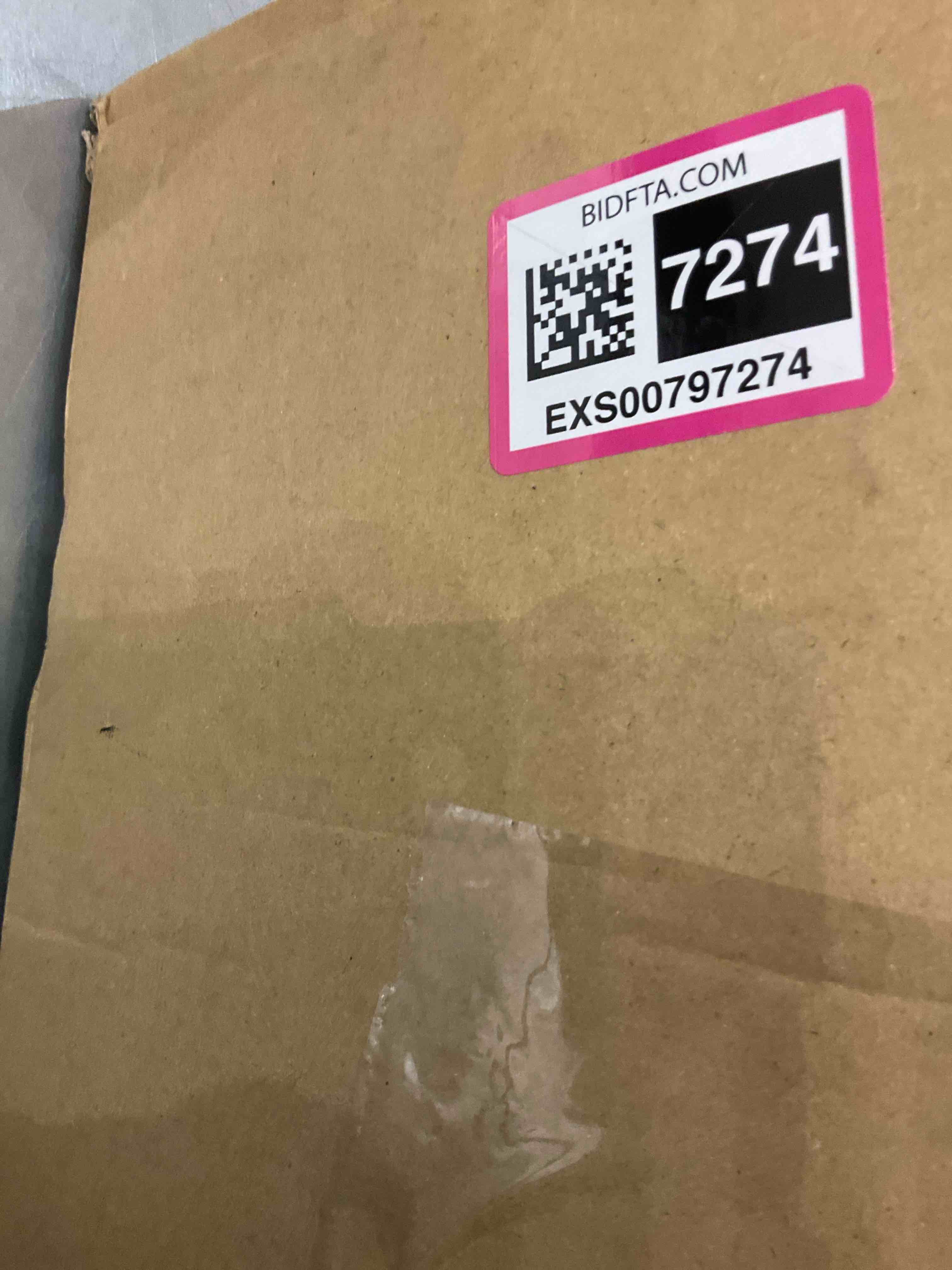 https://s3.amazonaws.com/lotting-images-prod/bidfta/EXS00797274_1701793513037.jpeg