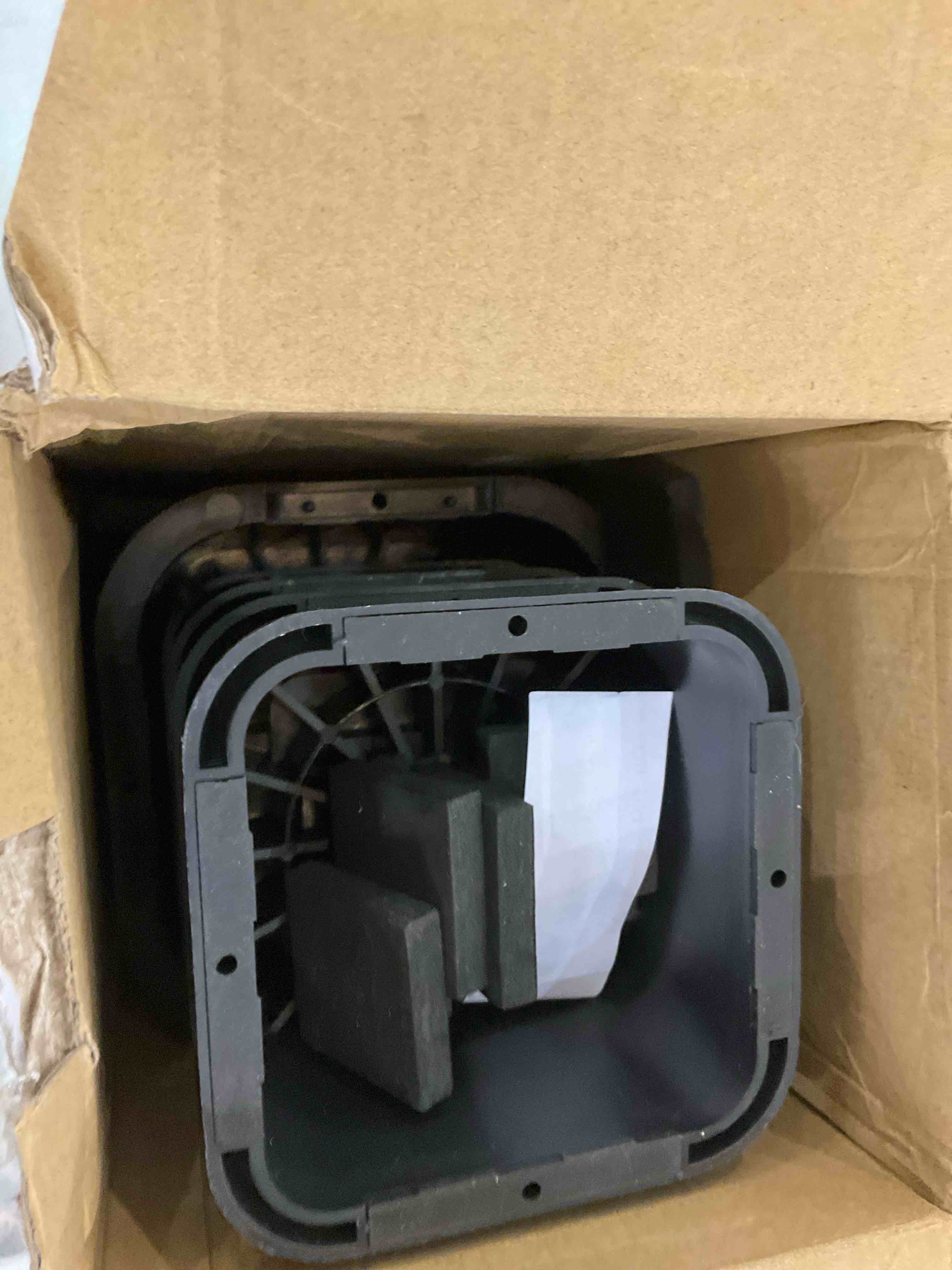 https://s3.amazonaws.com/lotting-images-prod/bidfta/EXS00797314_1701801412679.jpeg