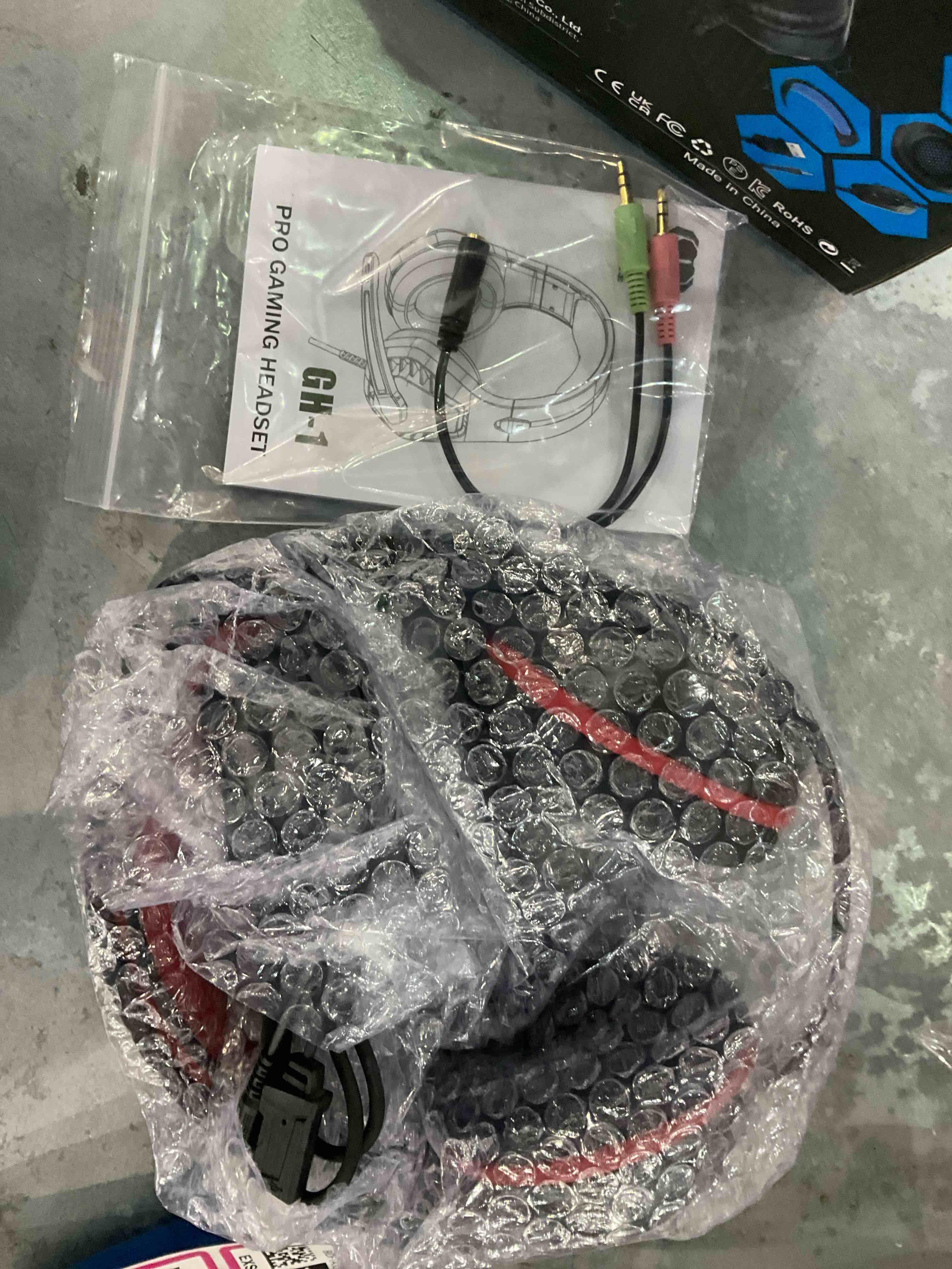 https://s3.amazonaws.com/lotting-images-prod/bidfta/EXS00797491_1701955446860.jpeg