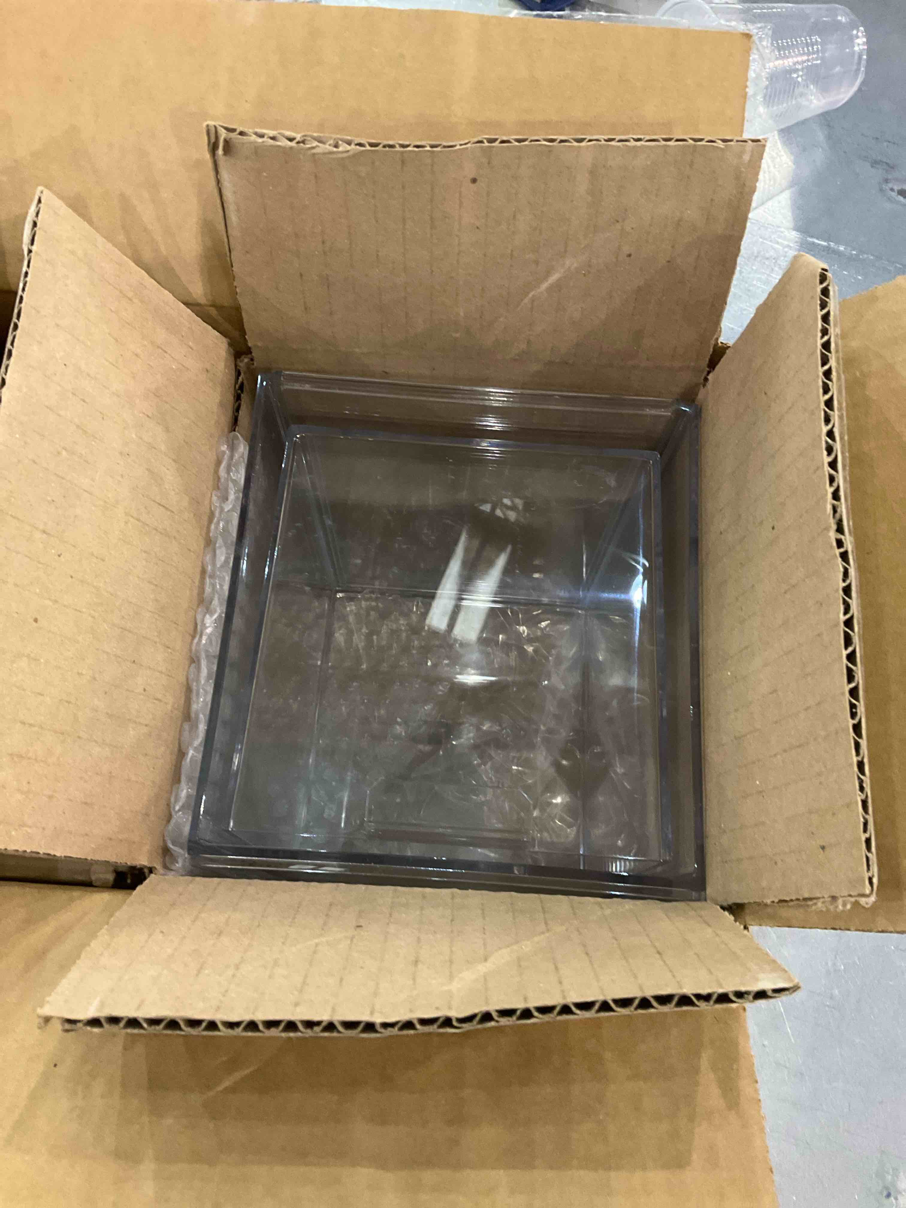 https://s3.amazonaws.com/lotting-images-prod/bidfta/EXS00797741_1700658672362.jpeg