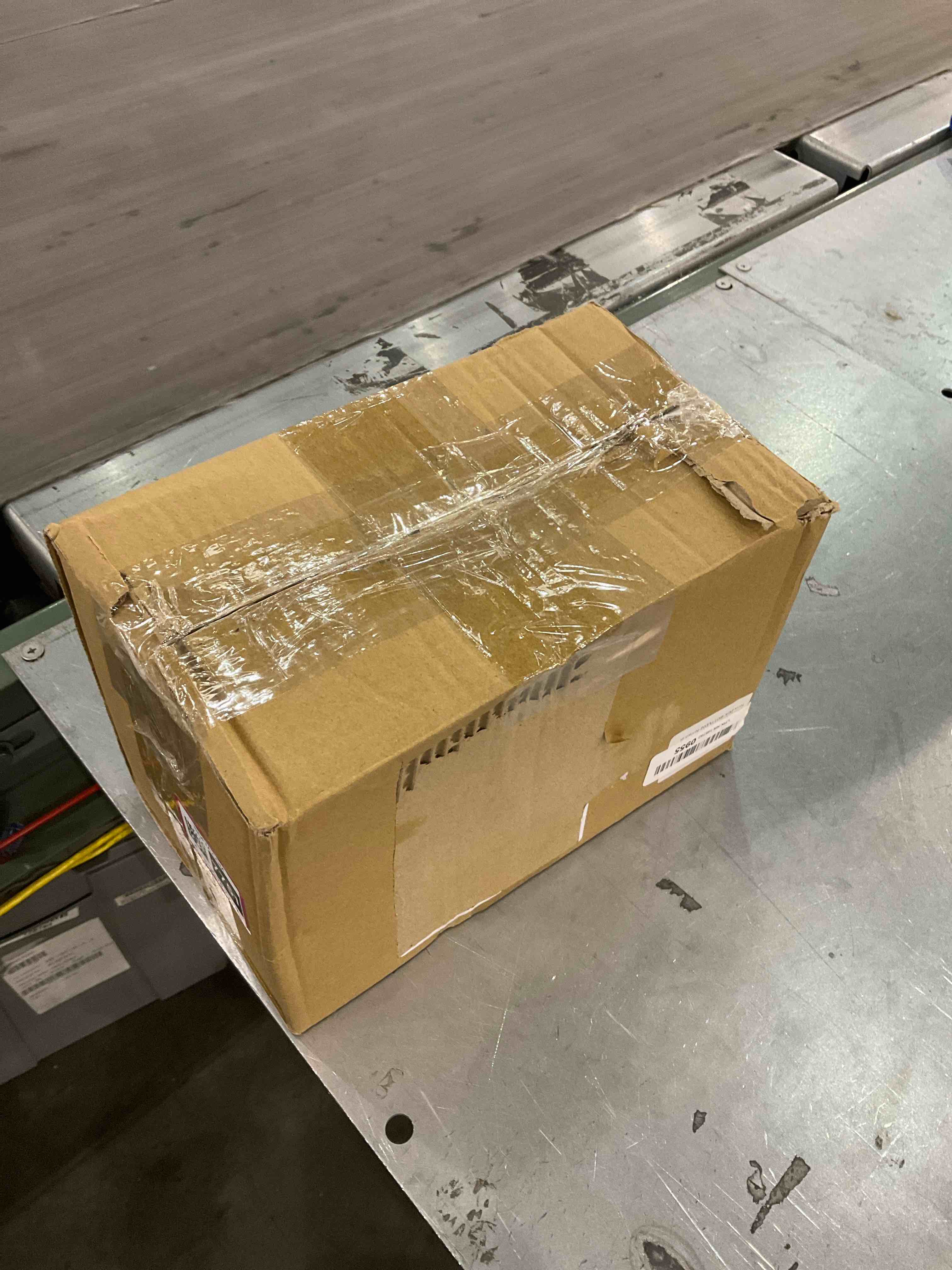 https://s3.amazonaws.com/lotting-images-prod/bidfta/EXS00797751_1700659689906.jpeg