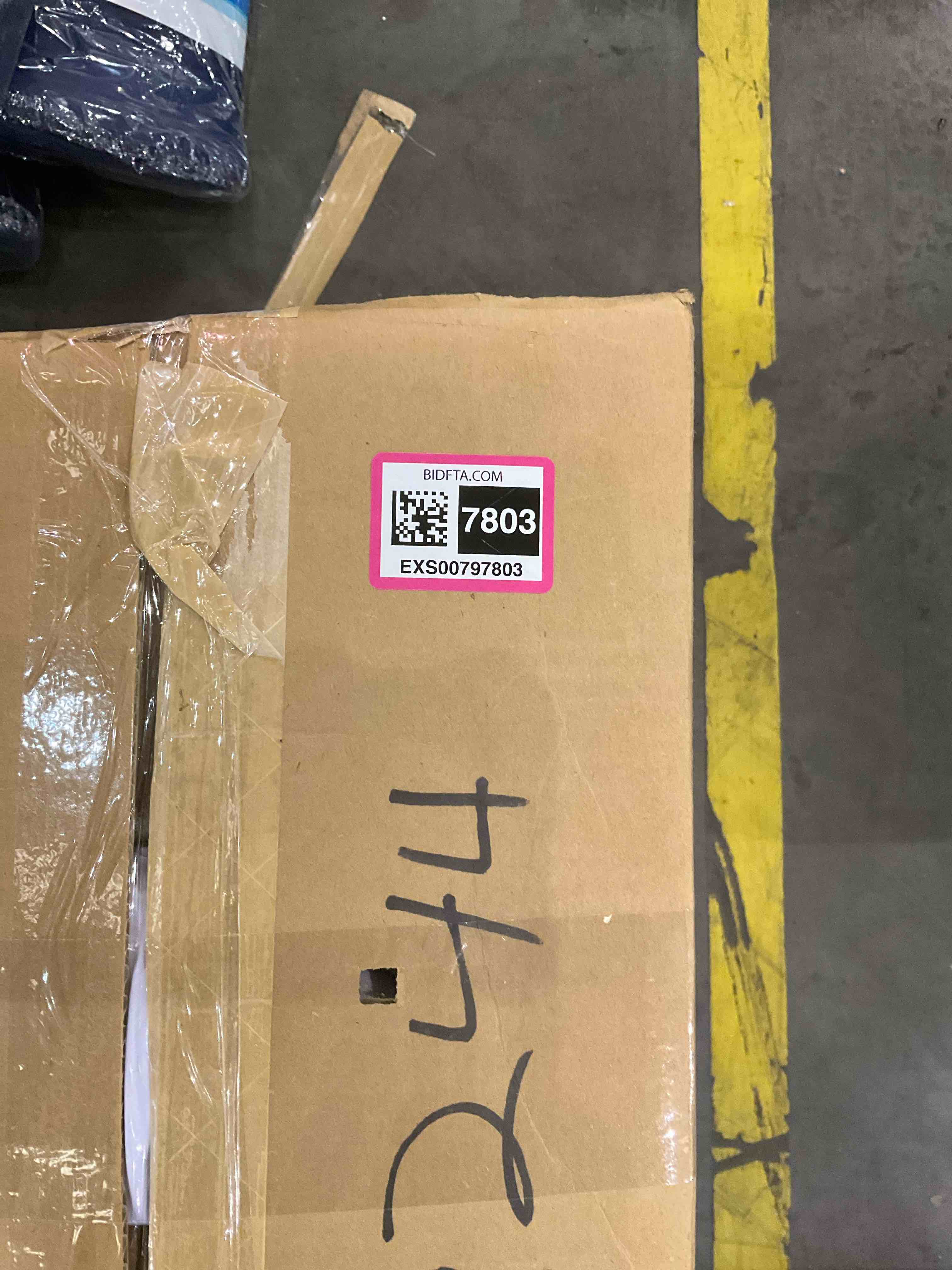 https://s3.amazonaws.com/lotting-images-prod/bidfta/EXS00797803_1700667310608.jpeg