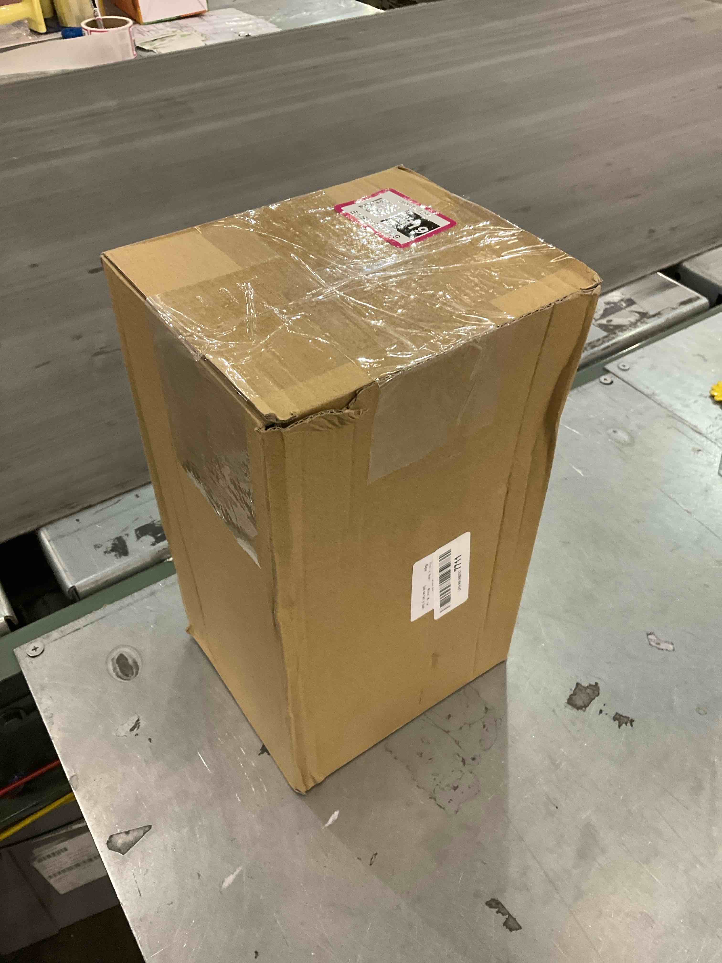 https://s3.amazonaws.com/lotting-images-prod/bidfta/EXS00797819_1700669131665.jpeg