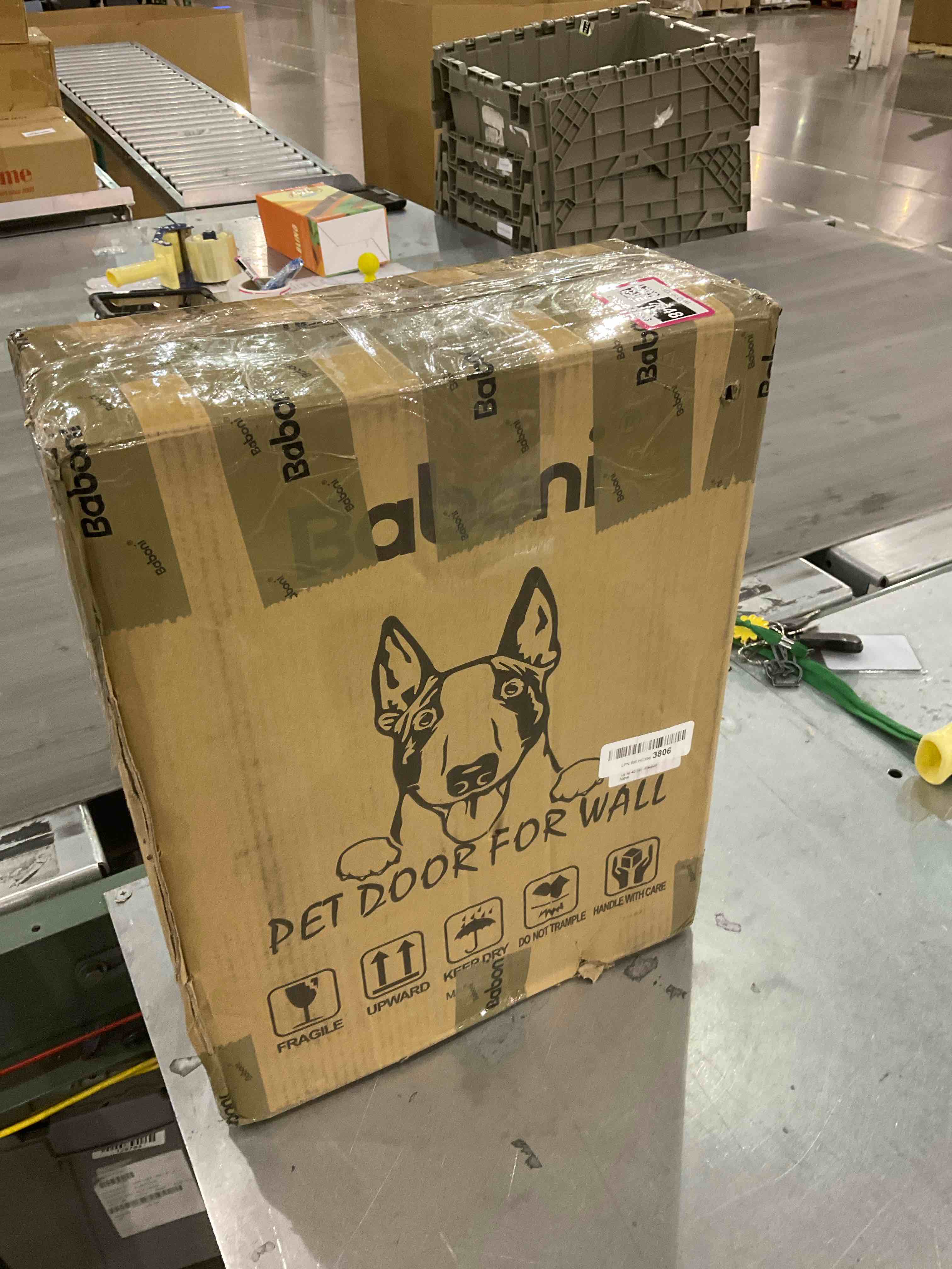 https://s3.amazonaws.com/lotting-images-prod/bidfta/EXS00797848_1700683926129.jpeg