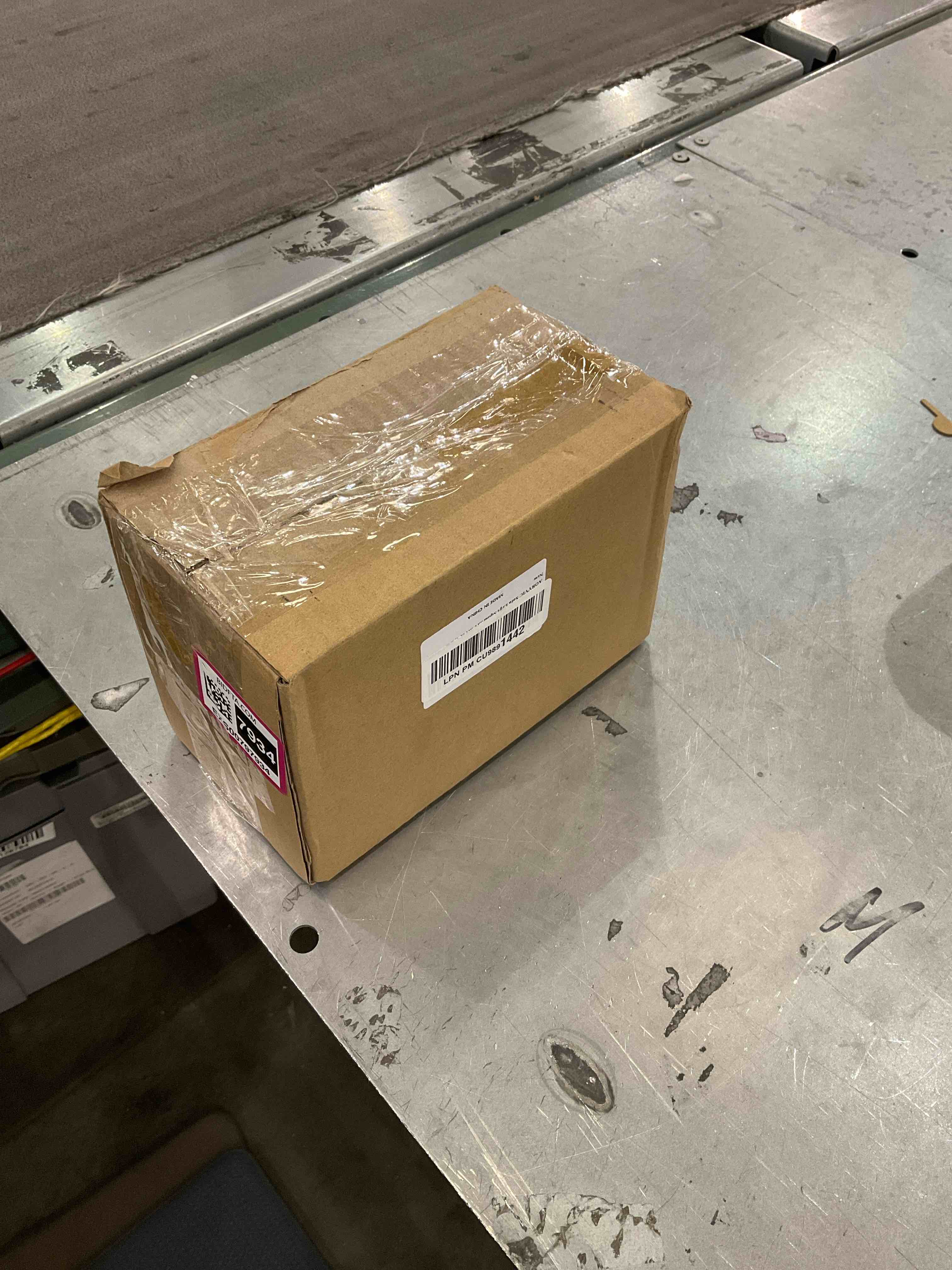 https://s3.amazonaws.com/lotting-images-prod/bidfta/EXS00797934_1701097005824.jpeg