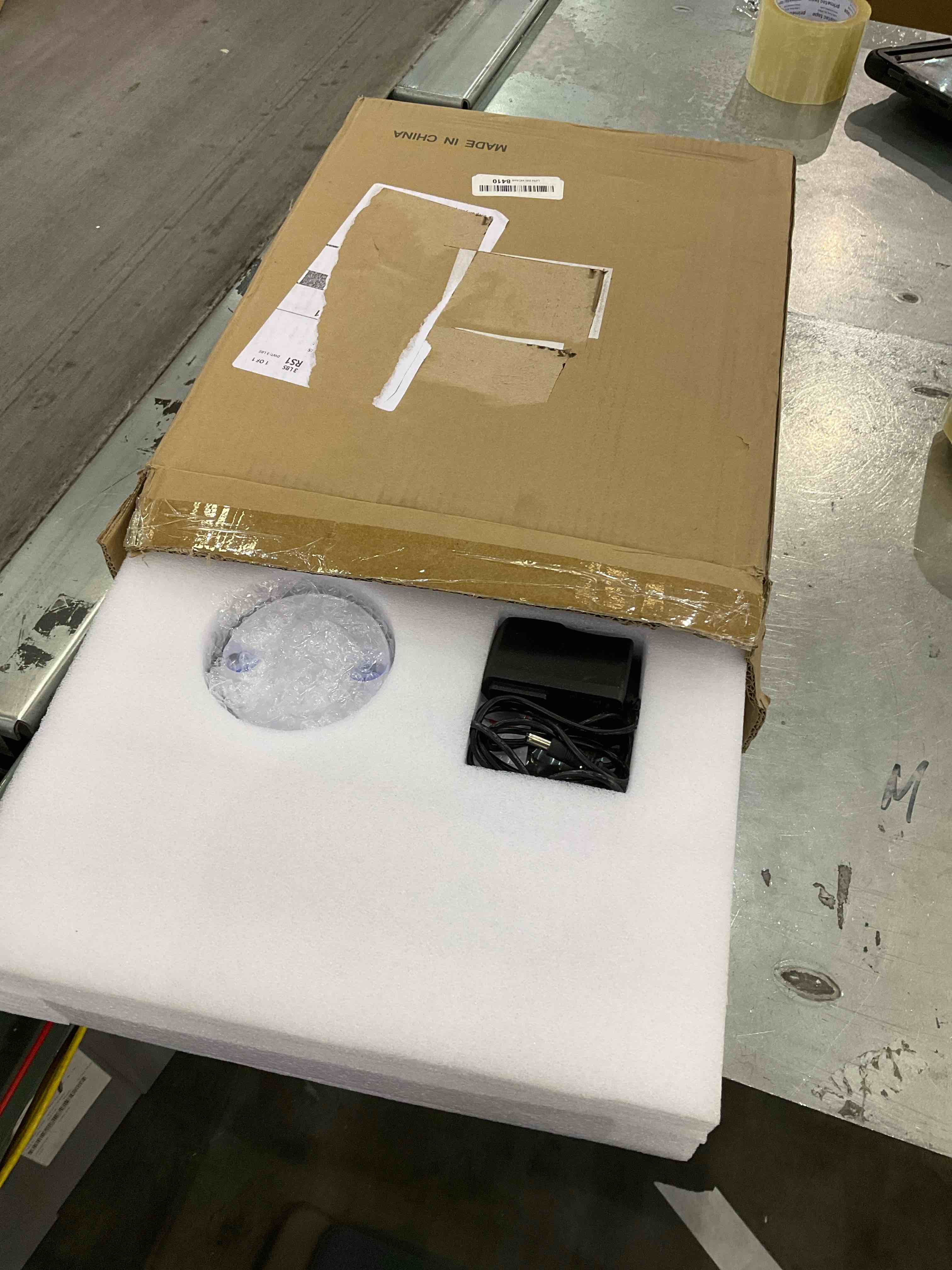 https://s3.amazonaws.com/lotting-images-prod/bidfta/EXS00797936_1701097132436.jpeg