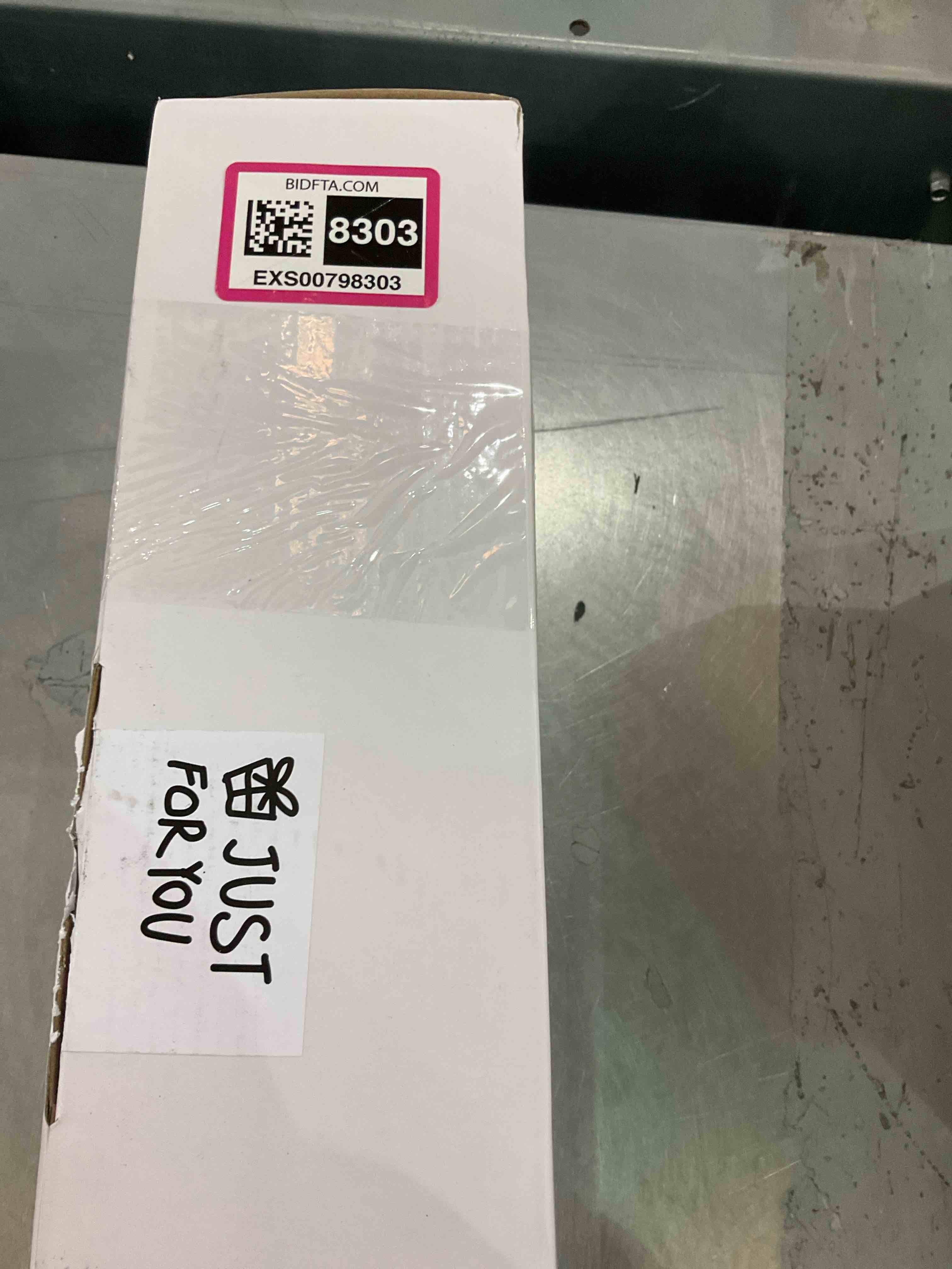 https://s3.amazonaws.com/lotting-images-prod/bidfta/EXS00798303_1702307857445.jpeg