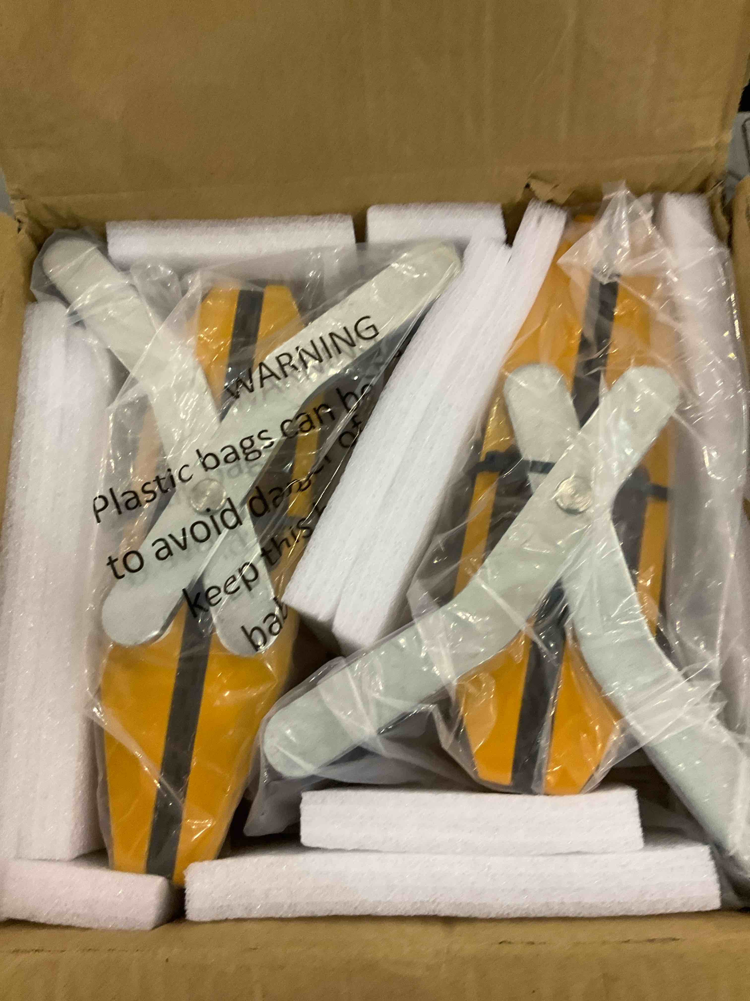 https://s3.amazonaws.com/lotting-images-prod/bidfta/EXS00798391_1702391301236.jpeg