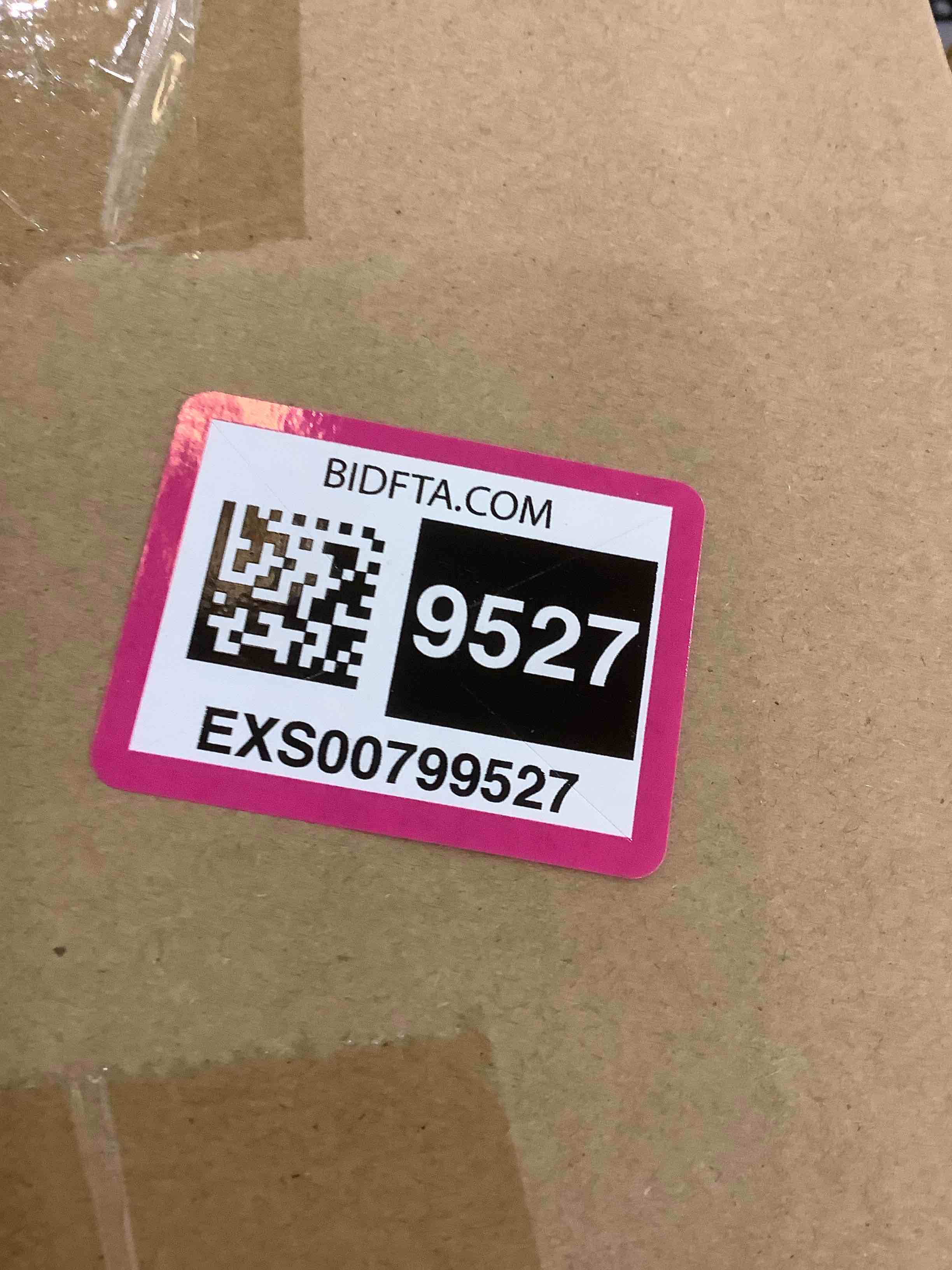 https://s3.amazonaws.com/lotting-images-prod/bidfta/EXS00799527_1701361810259.jpeg