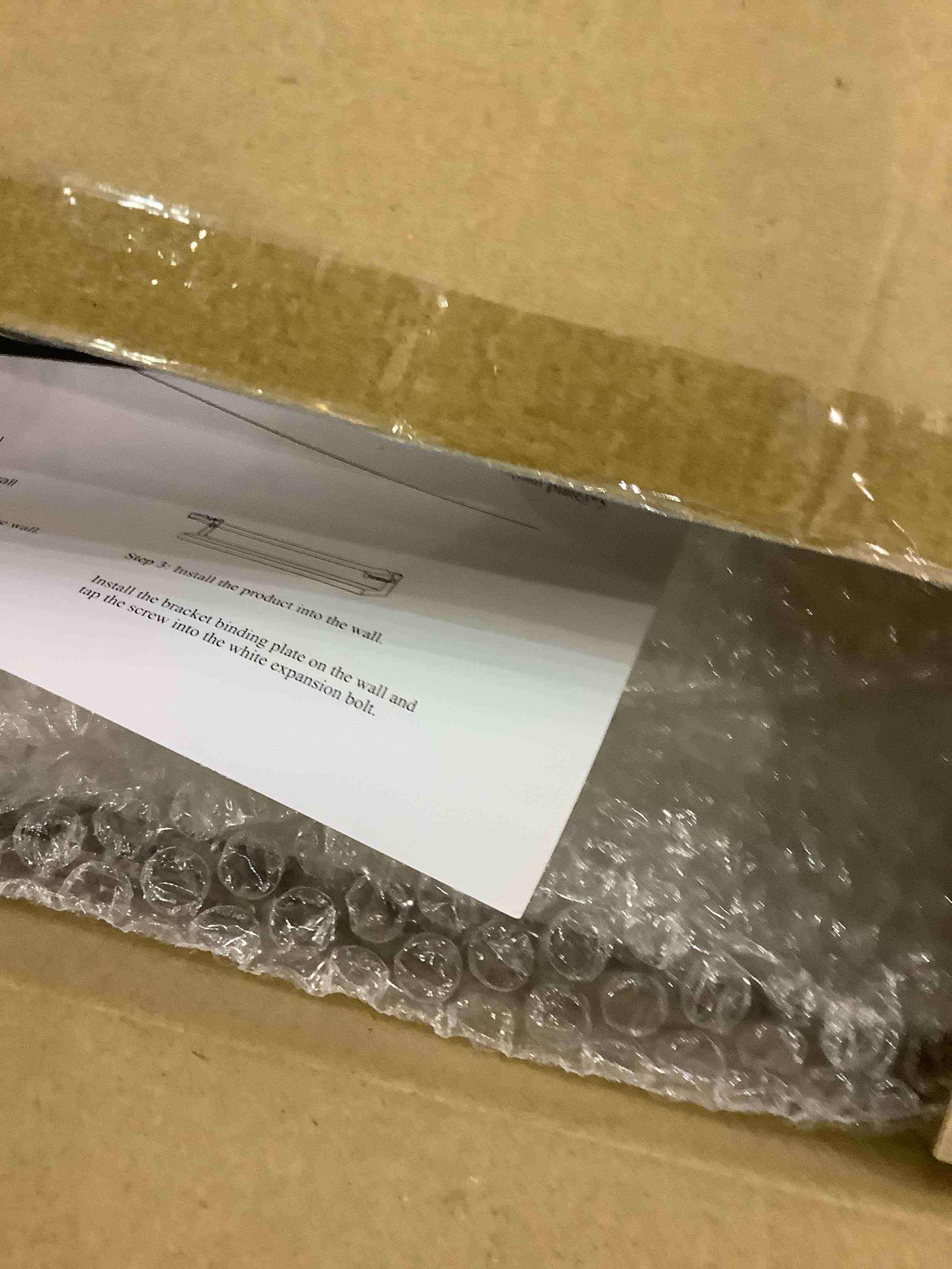 https://s3.amazonaws.com/lotting-images-prod/bidfta/EXS00799607_1701375868344.jpeg