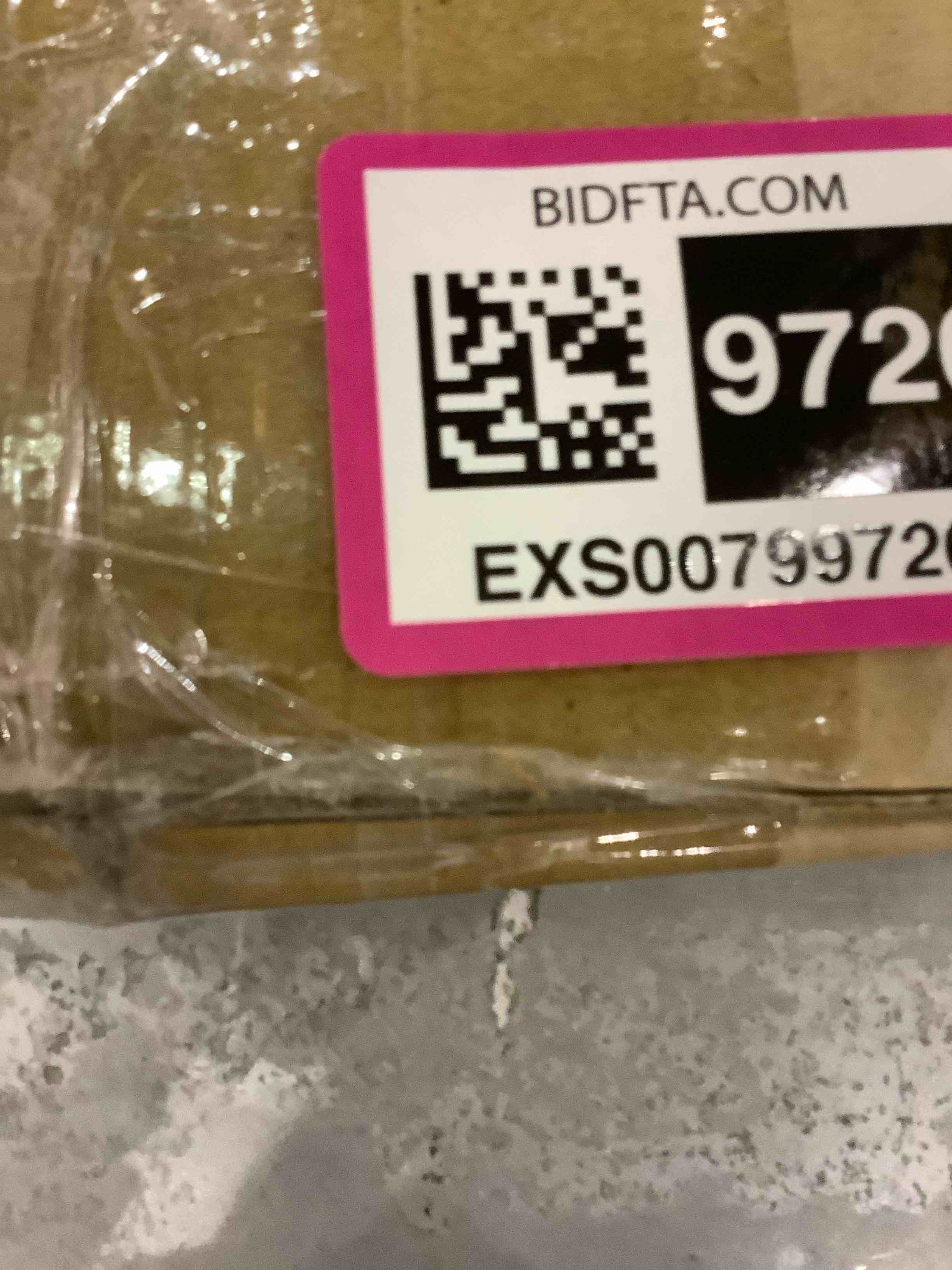 https://s3.amazonaws.com/lotting-images-prod/bidfta/EXS00799726_1701458940162.jpeg
