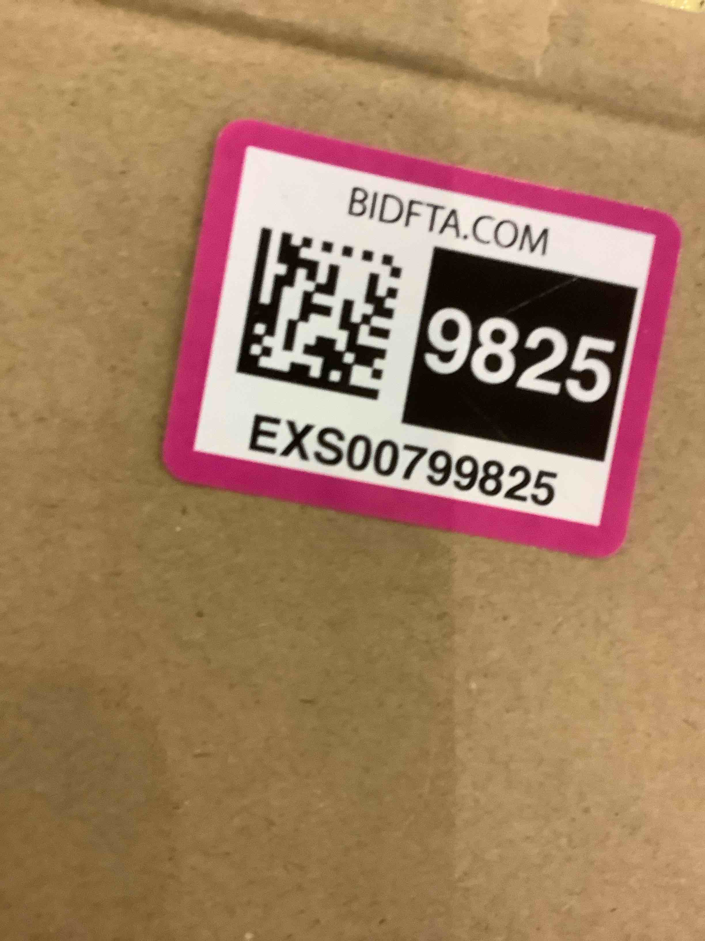https://s3.amazonaws.com/lotting-images-prod/bidfta/EXS00799825_1701864634806.jpeg