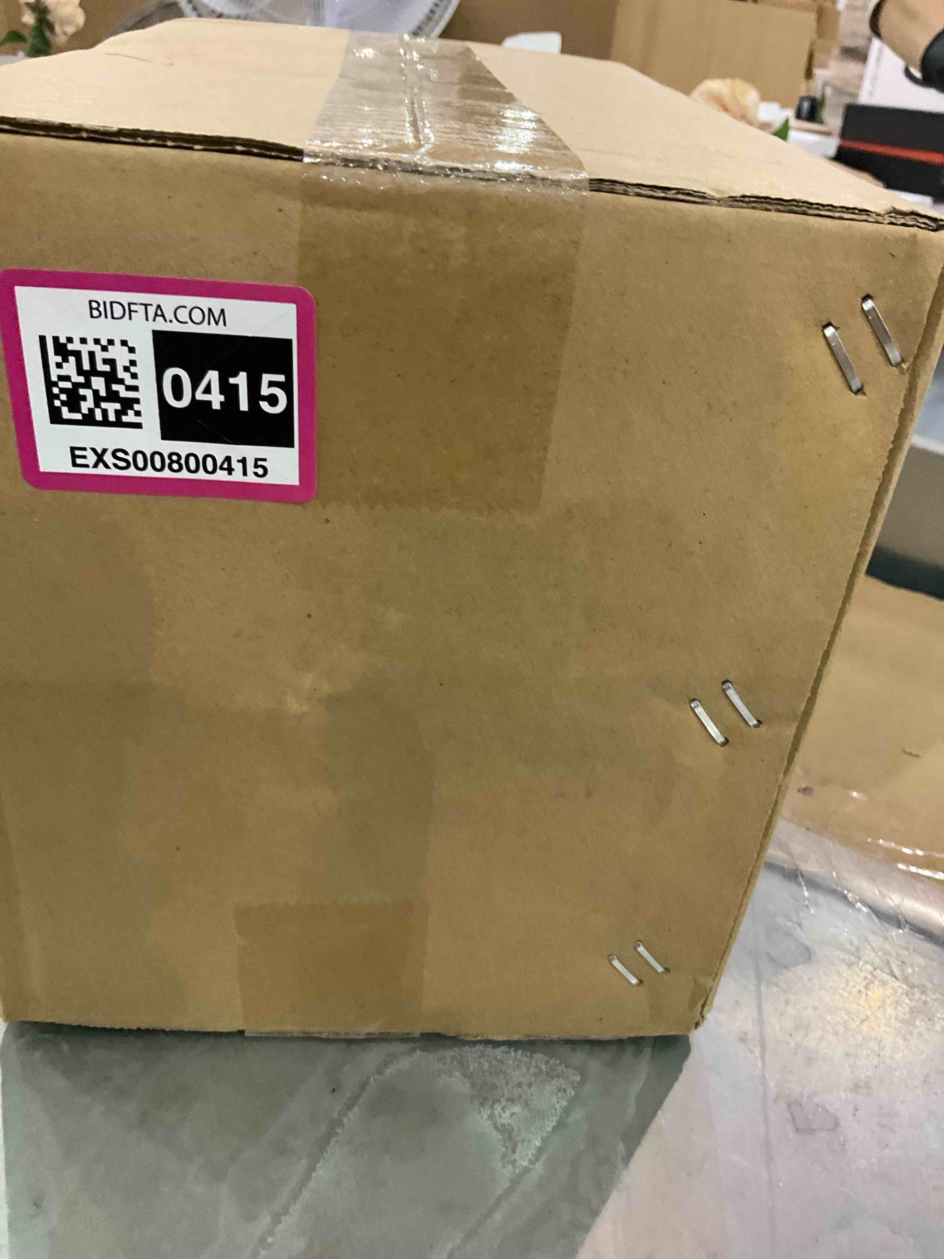 https://s3.amazonaws.com/lotting-images-prod/bidfta/EXS00800415_1700137418386.jpeg