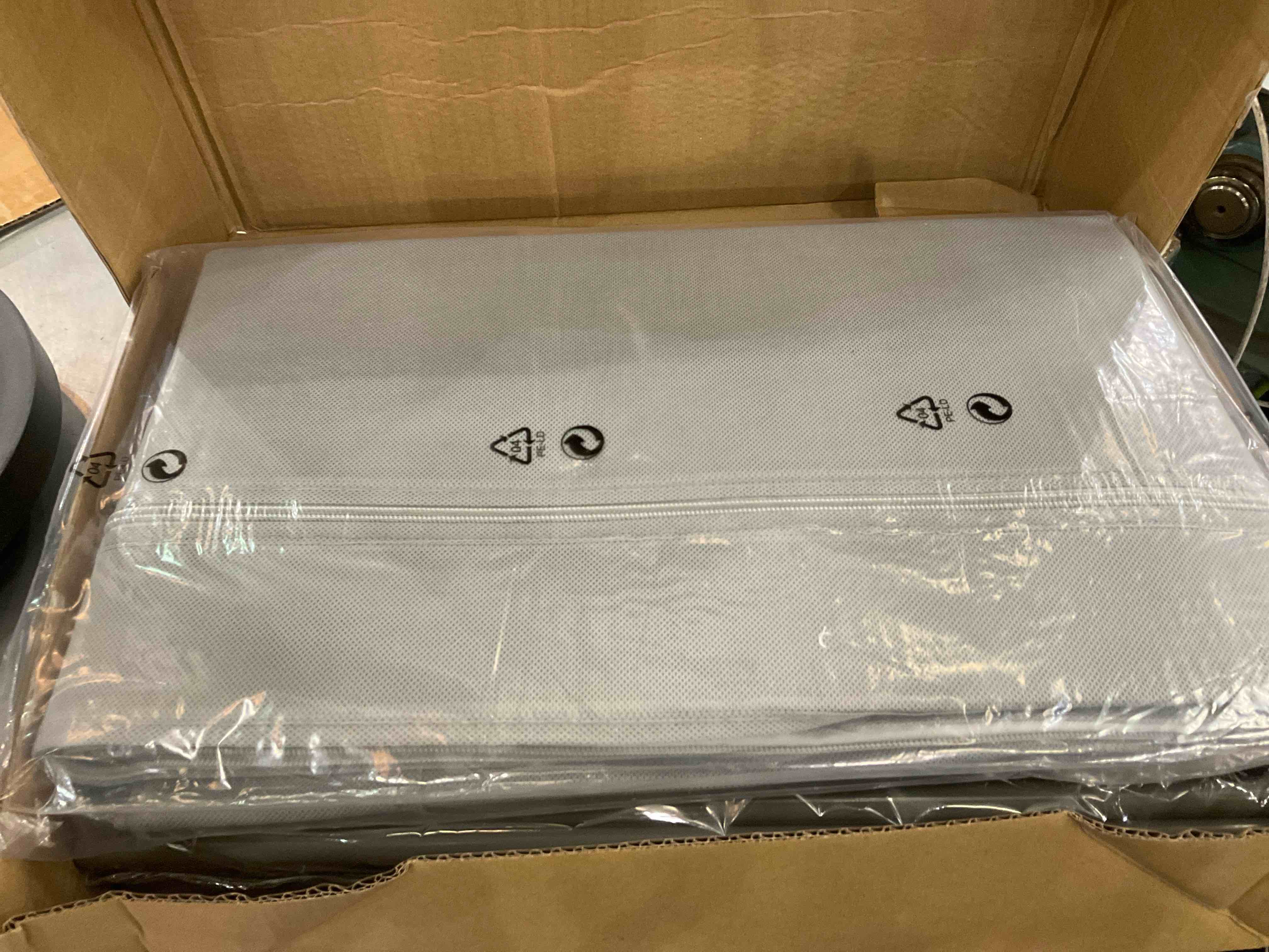 https://s3.amazonaws.com/lotting-images-prod/bidfta/EXS00800789_1698859168035.jpeg