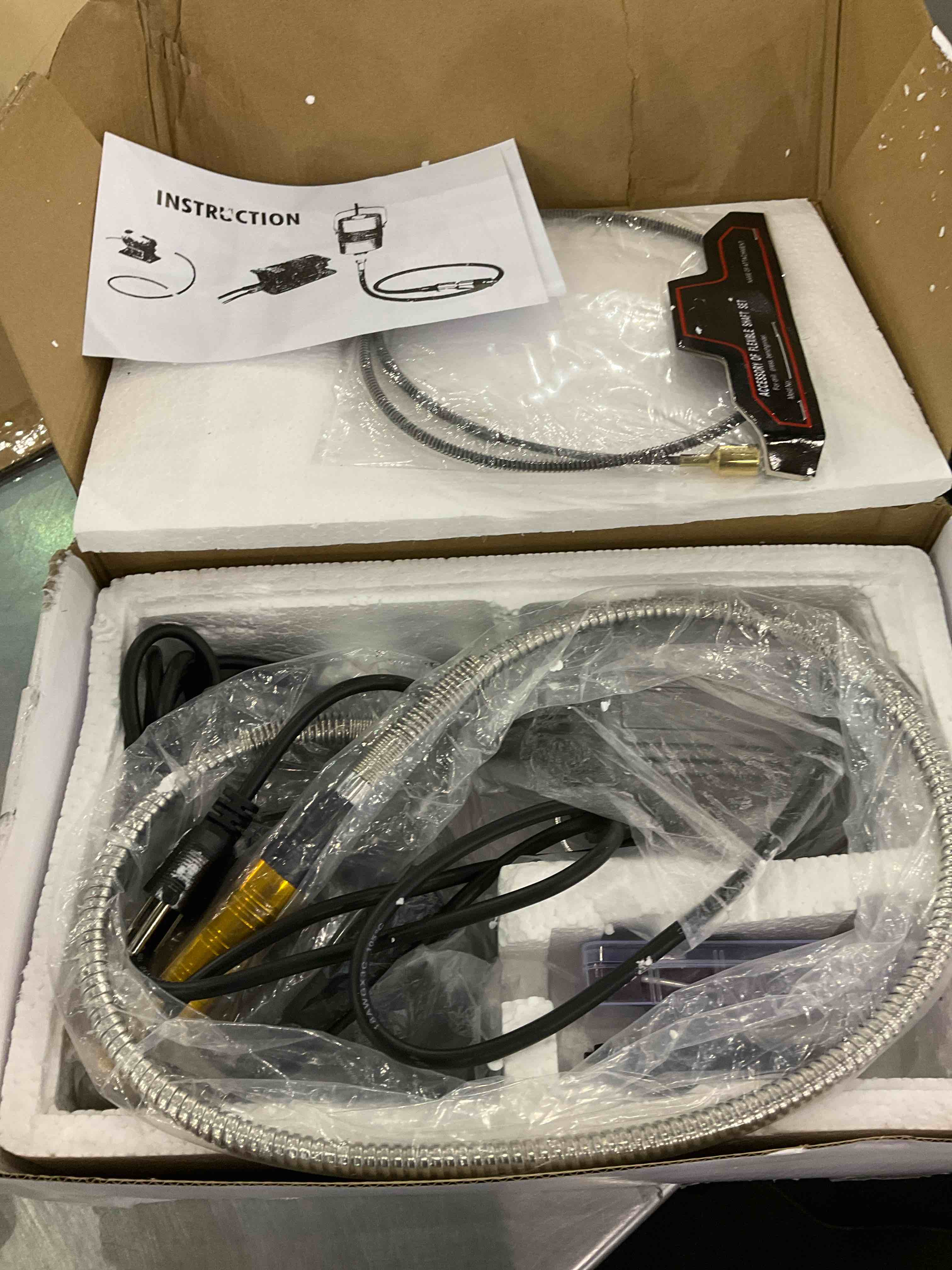 https://s3.amazonaws.com/lotting-images-prod/bidfta/EXS00800828_1698924546247.jpeg