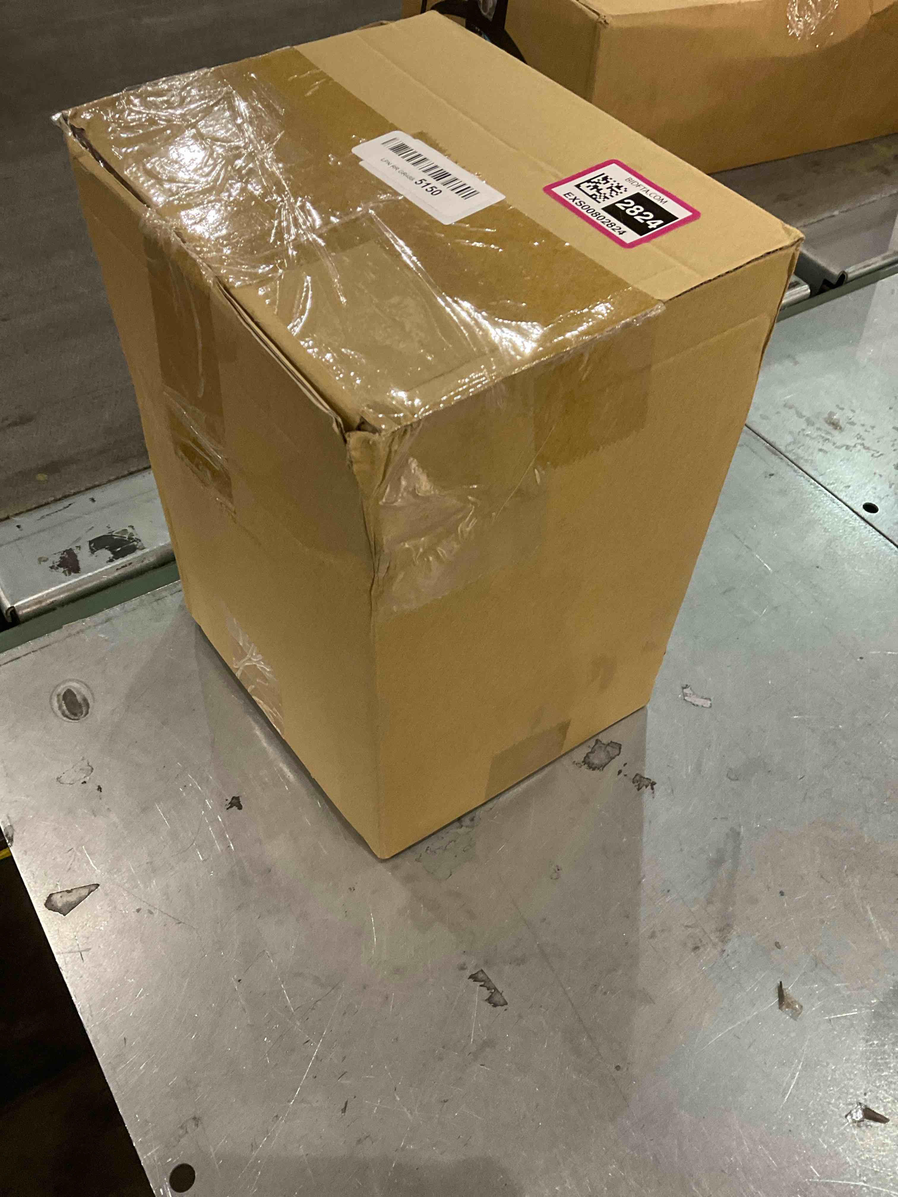 https://s3.amazonaws.com/lotting-images-prod/bidfta/EXS00802824_1699534806686.jpeg