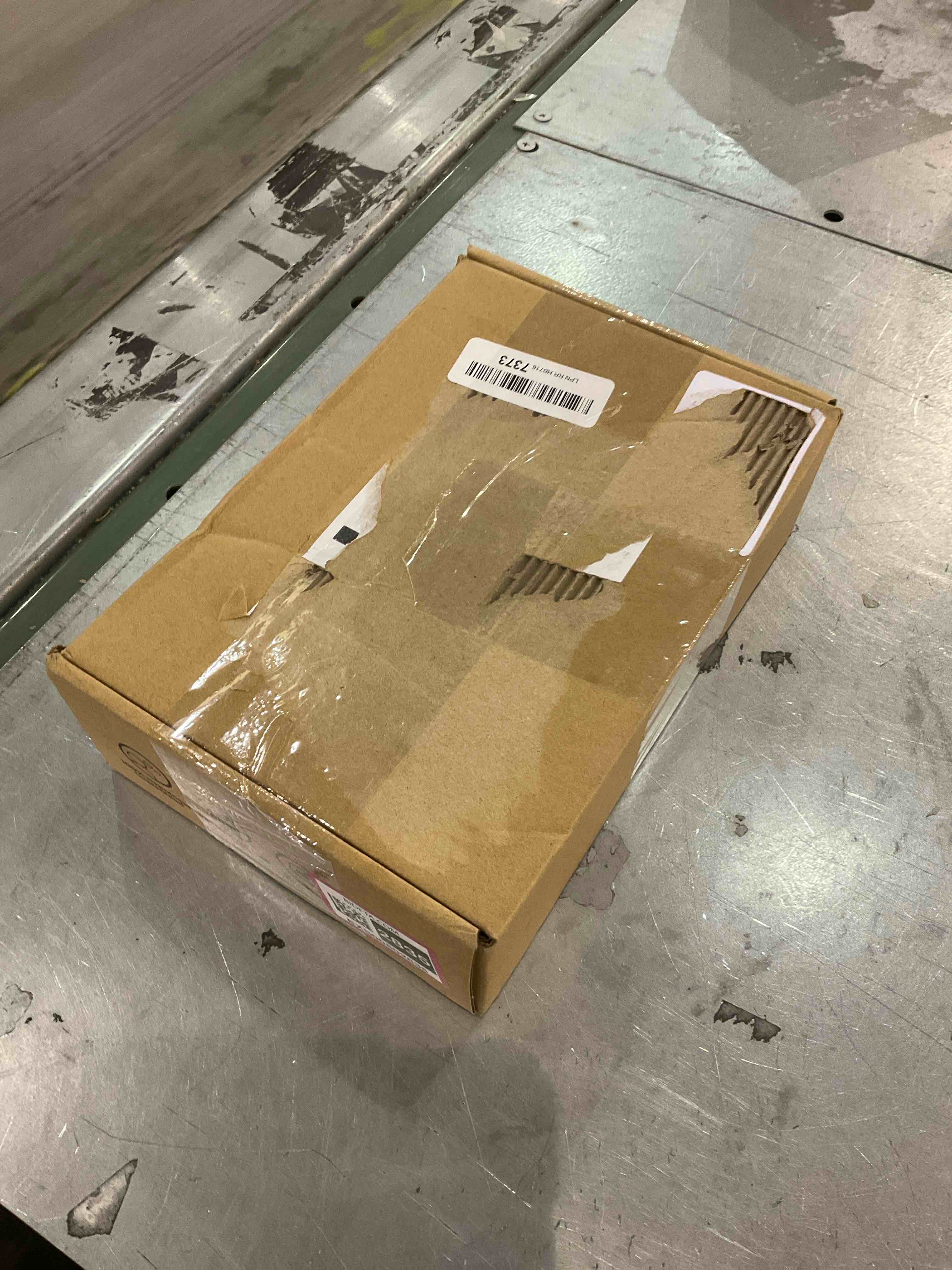 https://s3.amazonaws.com/lotting-images-prod/bidfta/EXS00802835_1699535805263.jpeg