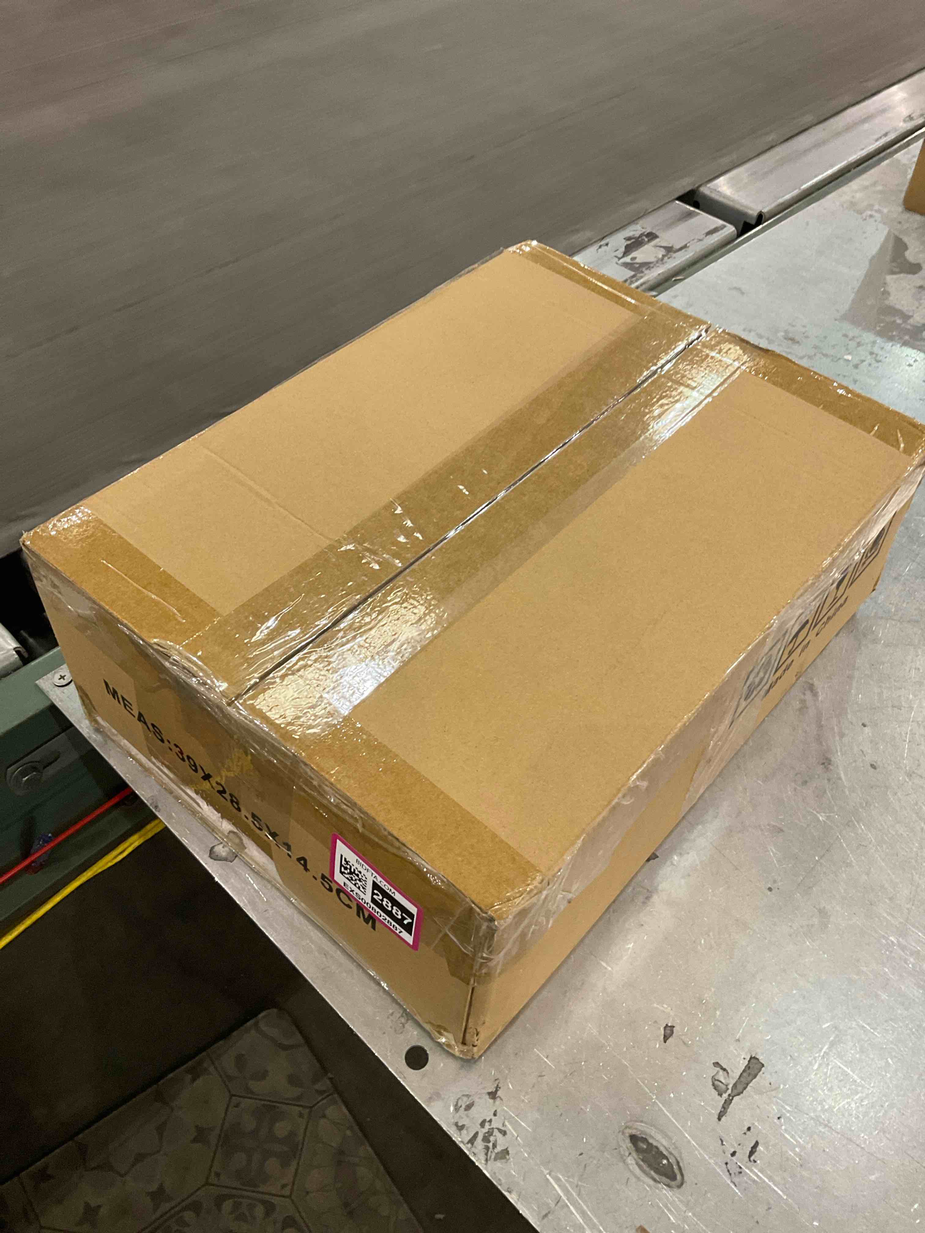 https://s3.amazonaws.com/lotting-images-prod/bidfta/EXS00802887_1699545859605.jpeg