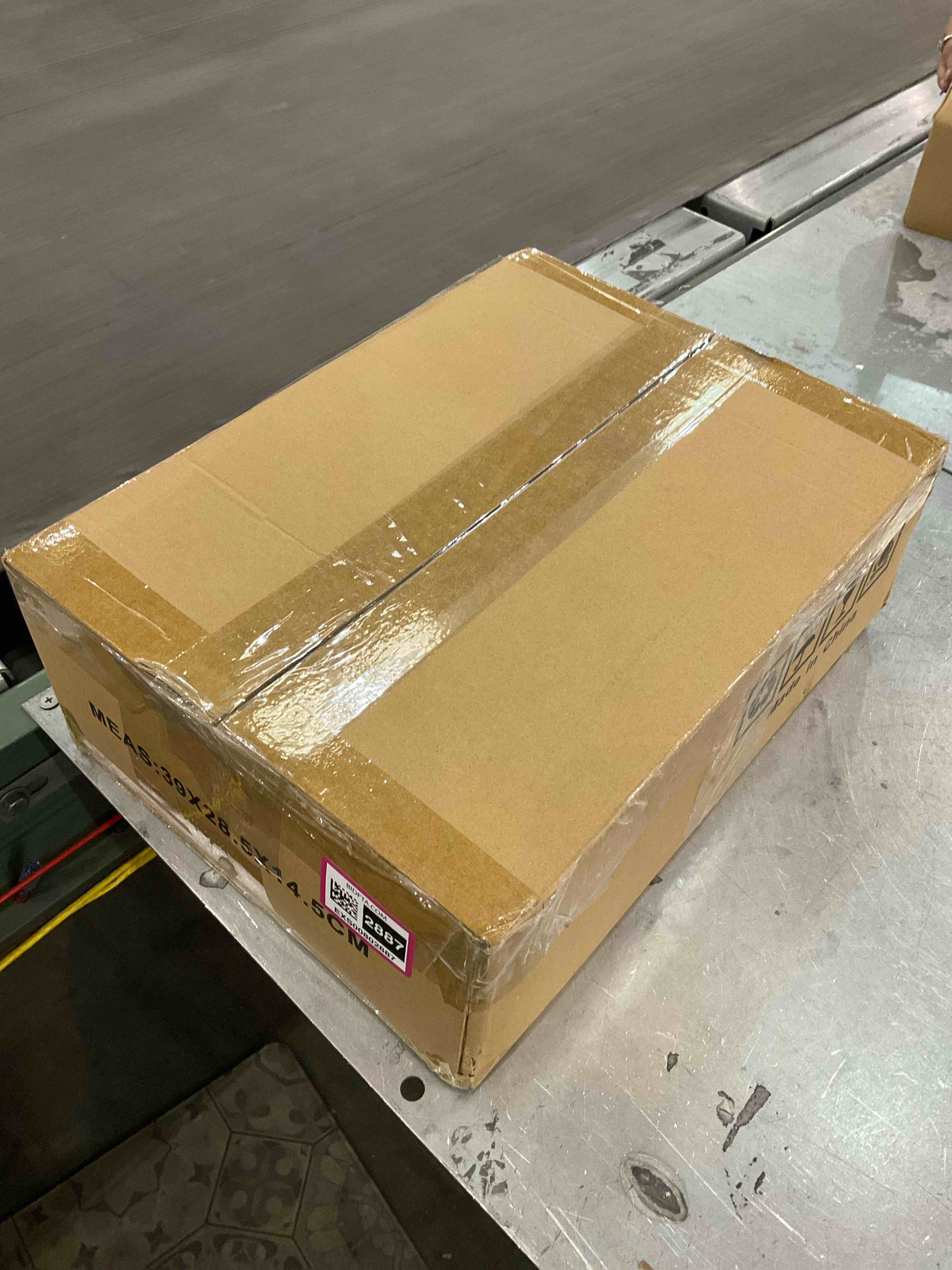 https://s3.amazonaws.com/lotting-images-prod/bidfta/EXS00802887_1699545860544.jpeg