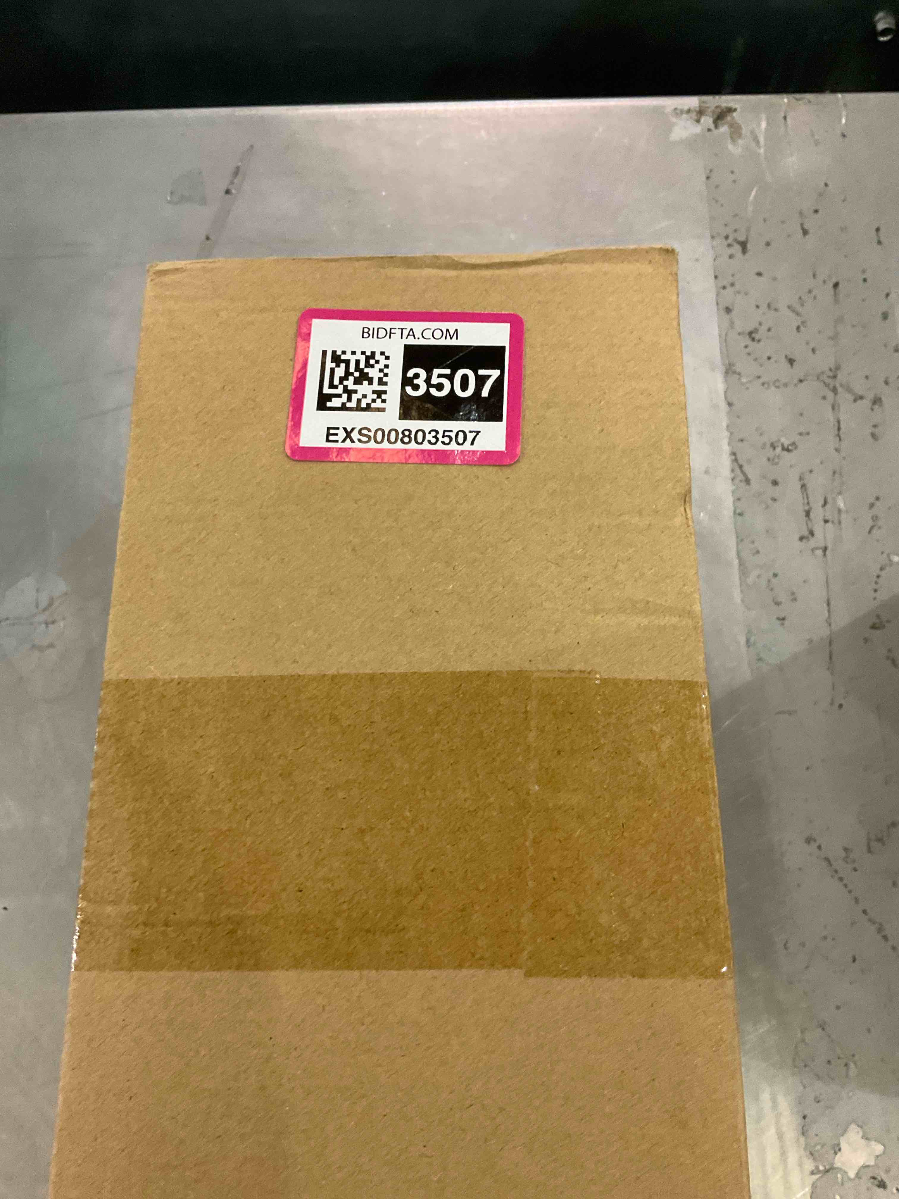 https://s3.amazonaws.com/lotting-images-prod/bidfta/EXS00803507_1700150326945.jpeg