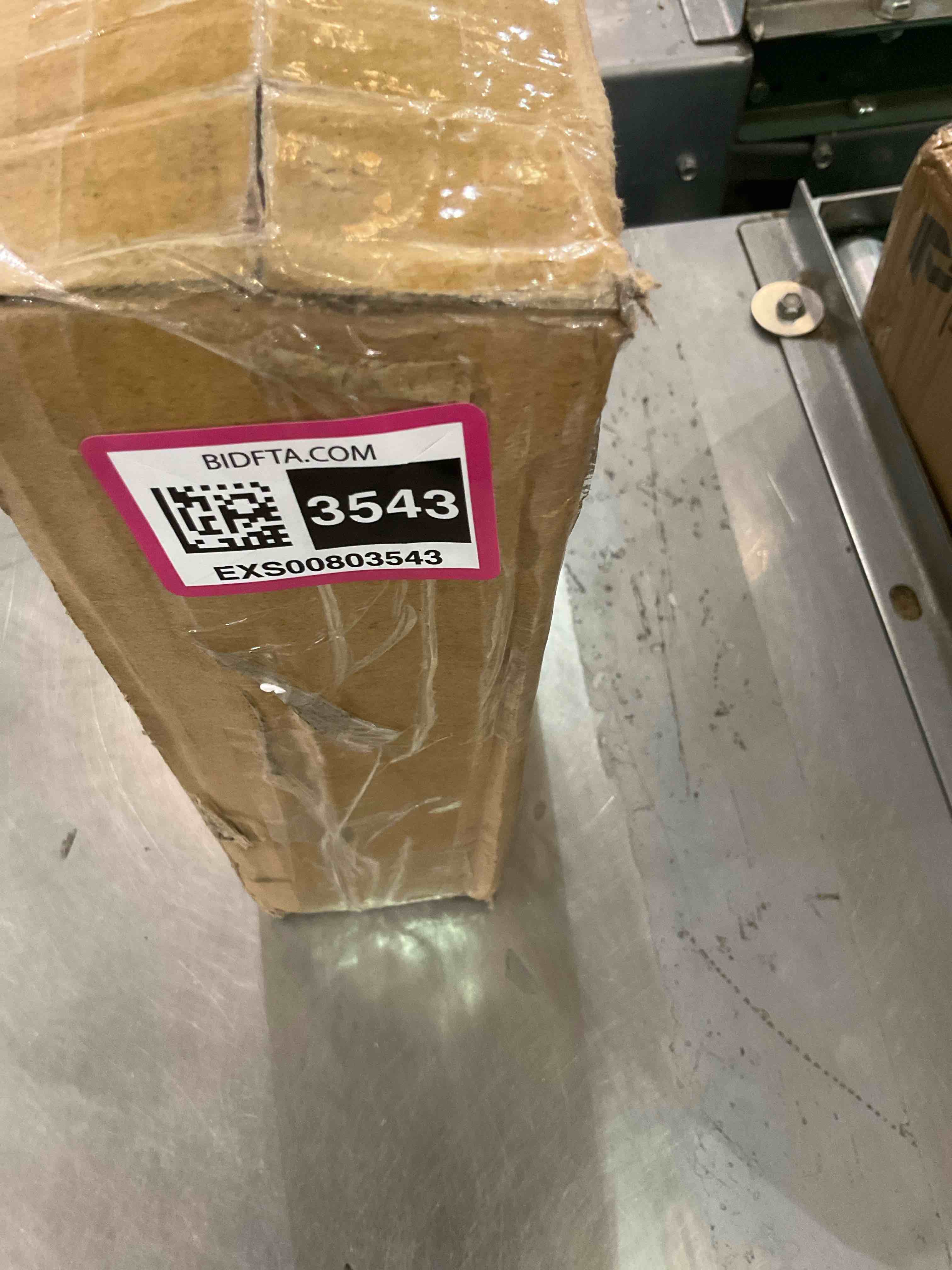 https://s3.amazonaws.com/lotting-images-prod/bidfta/EXS00803543_1700156840727.jpeg