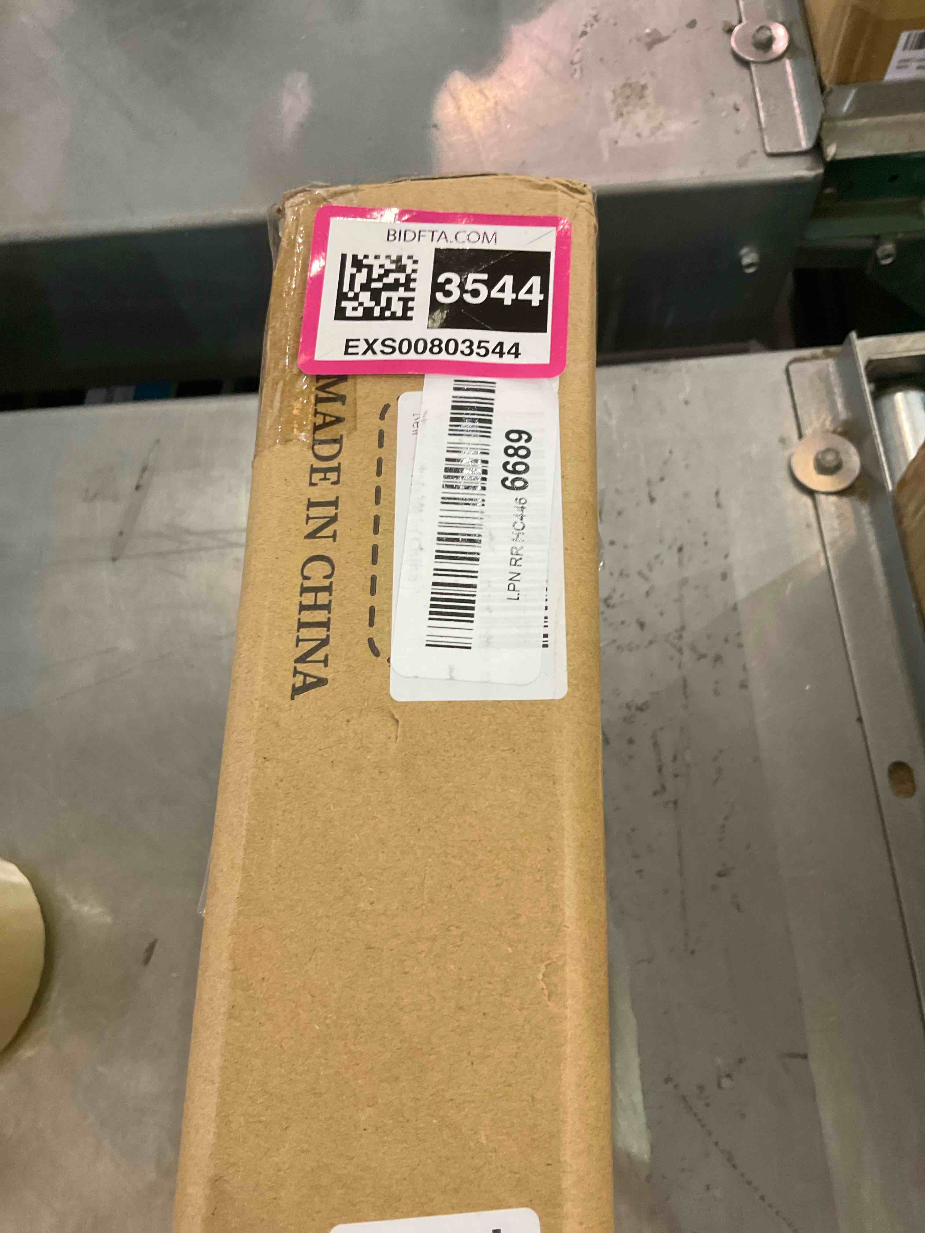 https://s3.amazonaws.com/lotting-images-prod/bidfta/EXS00803544_1700156973580.jpeg