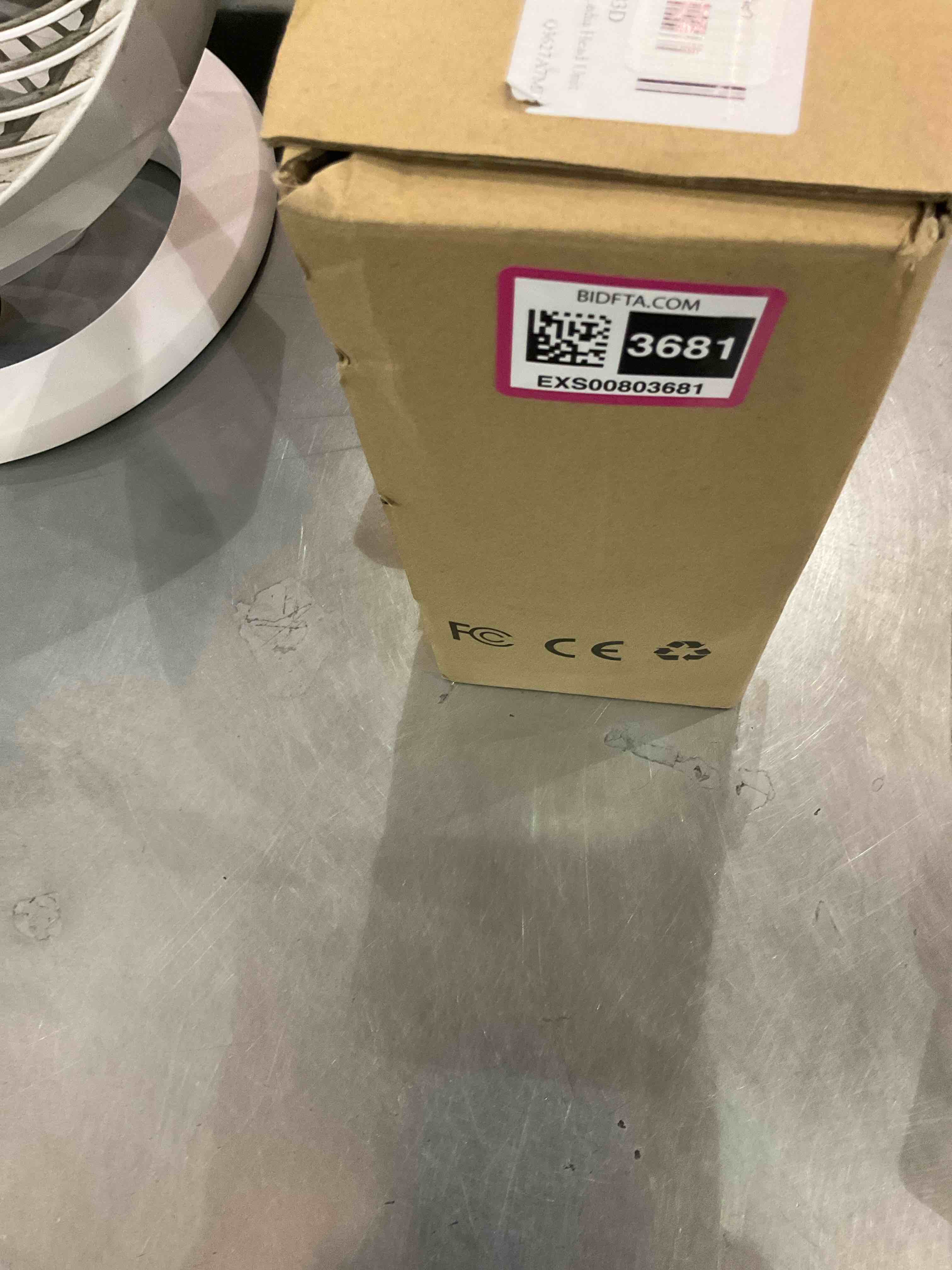 https://s3.amazonaws.com/lotting-images-prod/bidfta/EXS00803681_1700231159449.jpeg