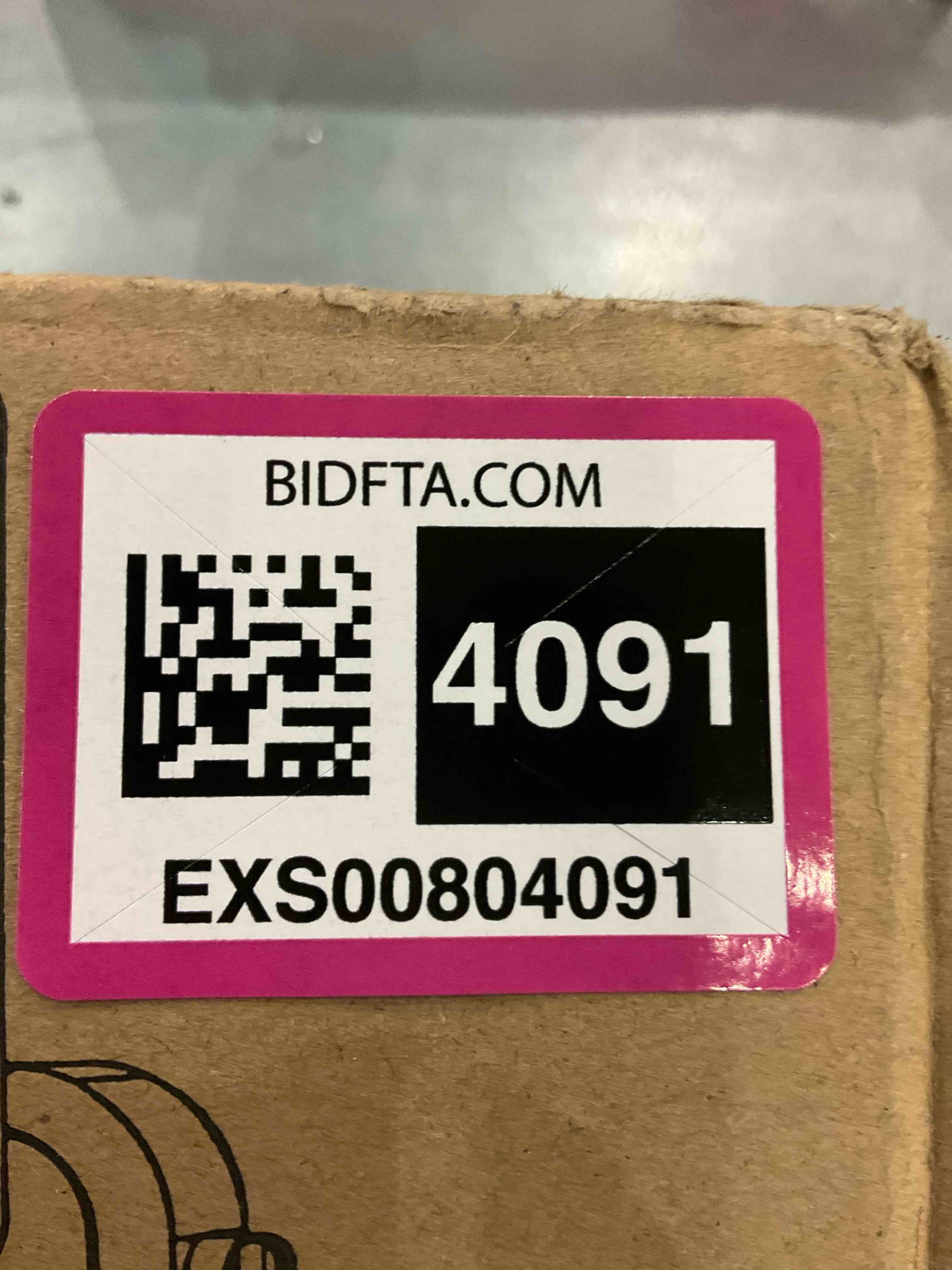 https://s3.amazonaws.com/lotting-images-prod/bidfta/EXS00804091_1700137521509.jpeg