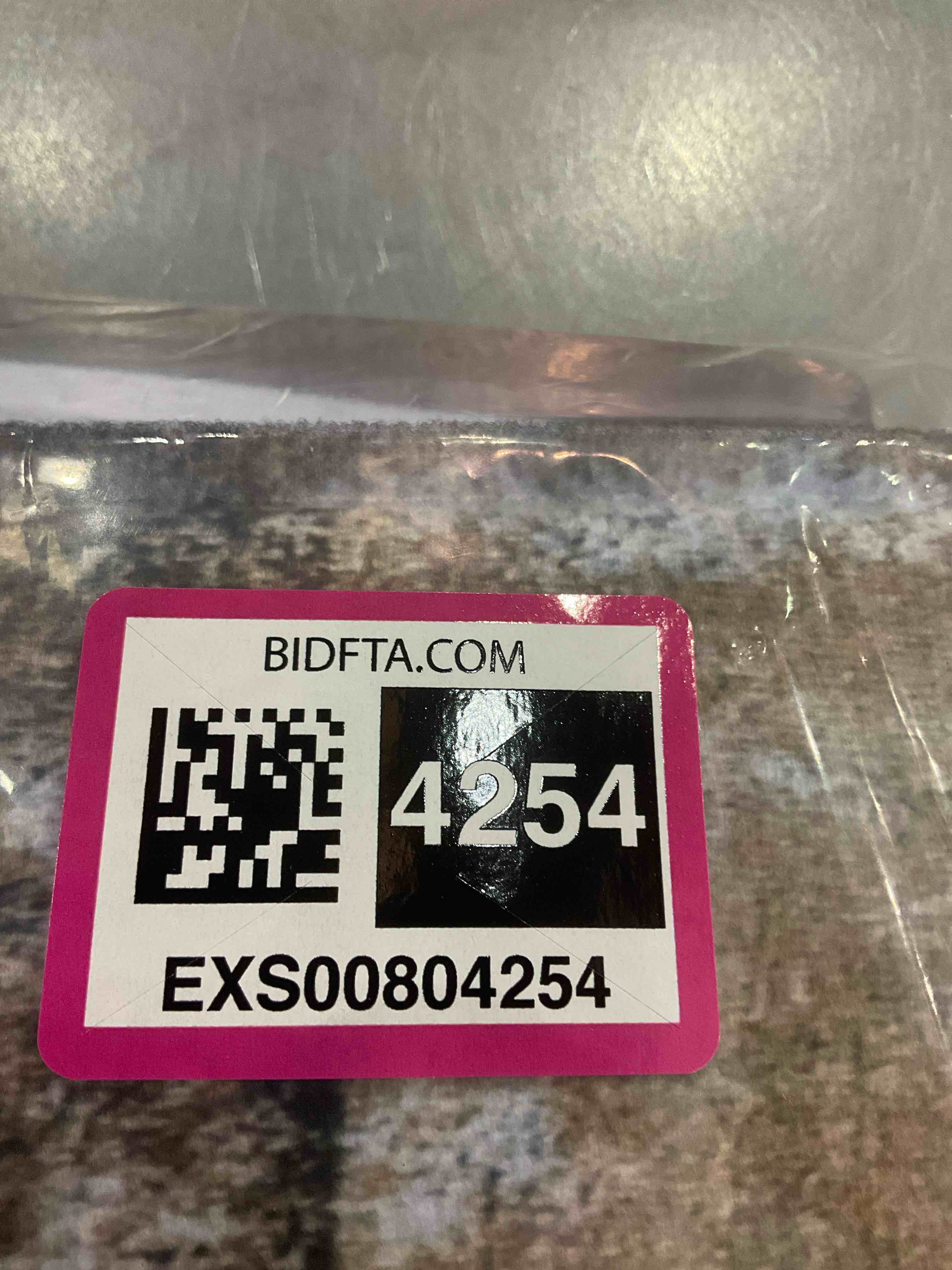 https://s3.amazonaws.com/lotting-images-prod/bidfta/EXS00804254_1700237628136.jpeg