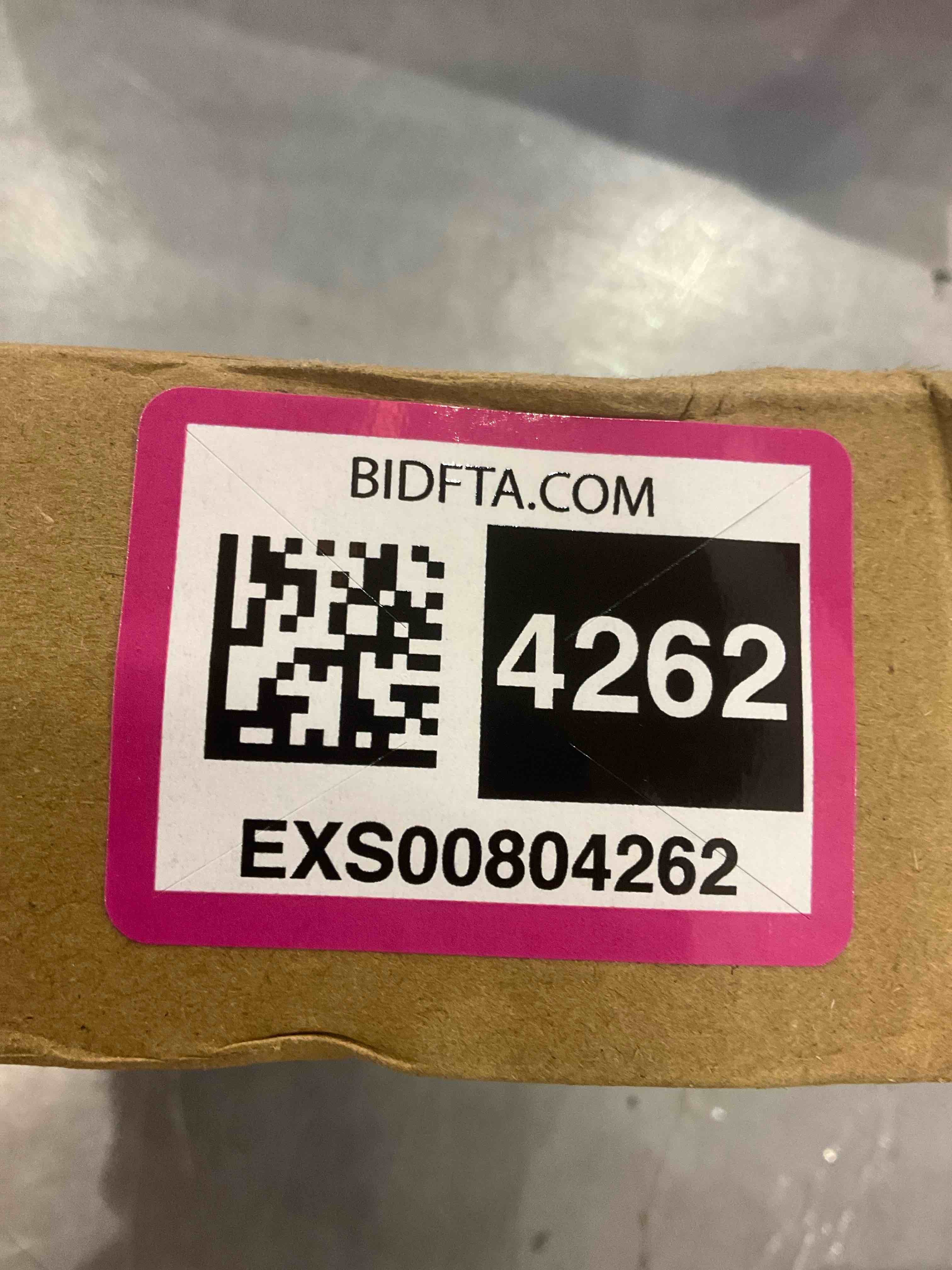 https://s3.amazonaws.com/lotting-images-prod/bidfta/EXS00804262_1700238686987.jpeg