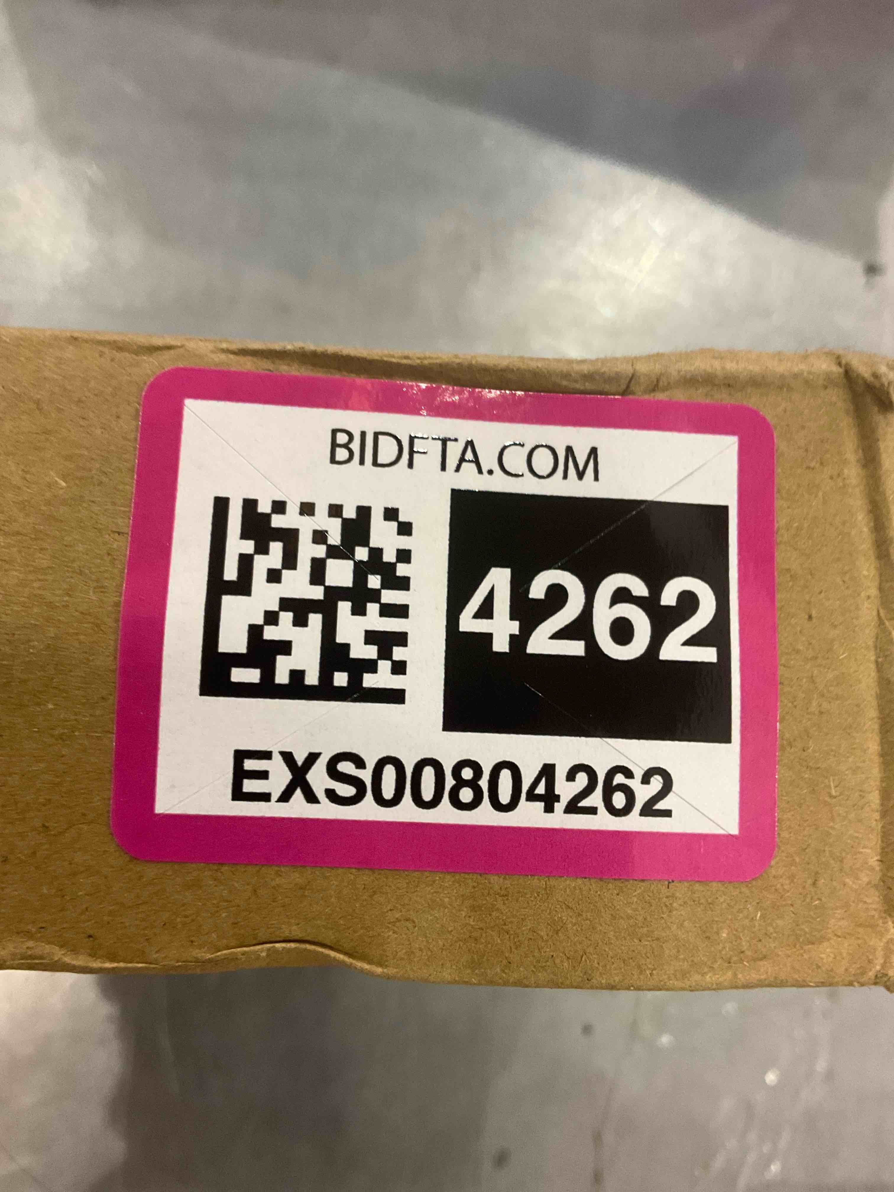 https://s3.amazonaws.com/lotting-images-prod/bidfta/EXS00804262_1700238688247.jpeg