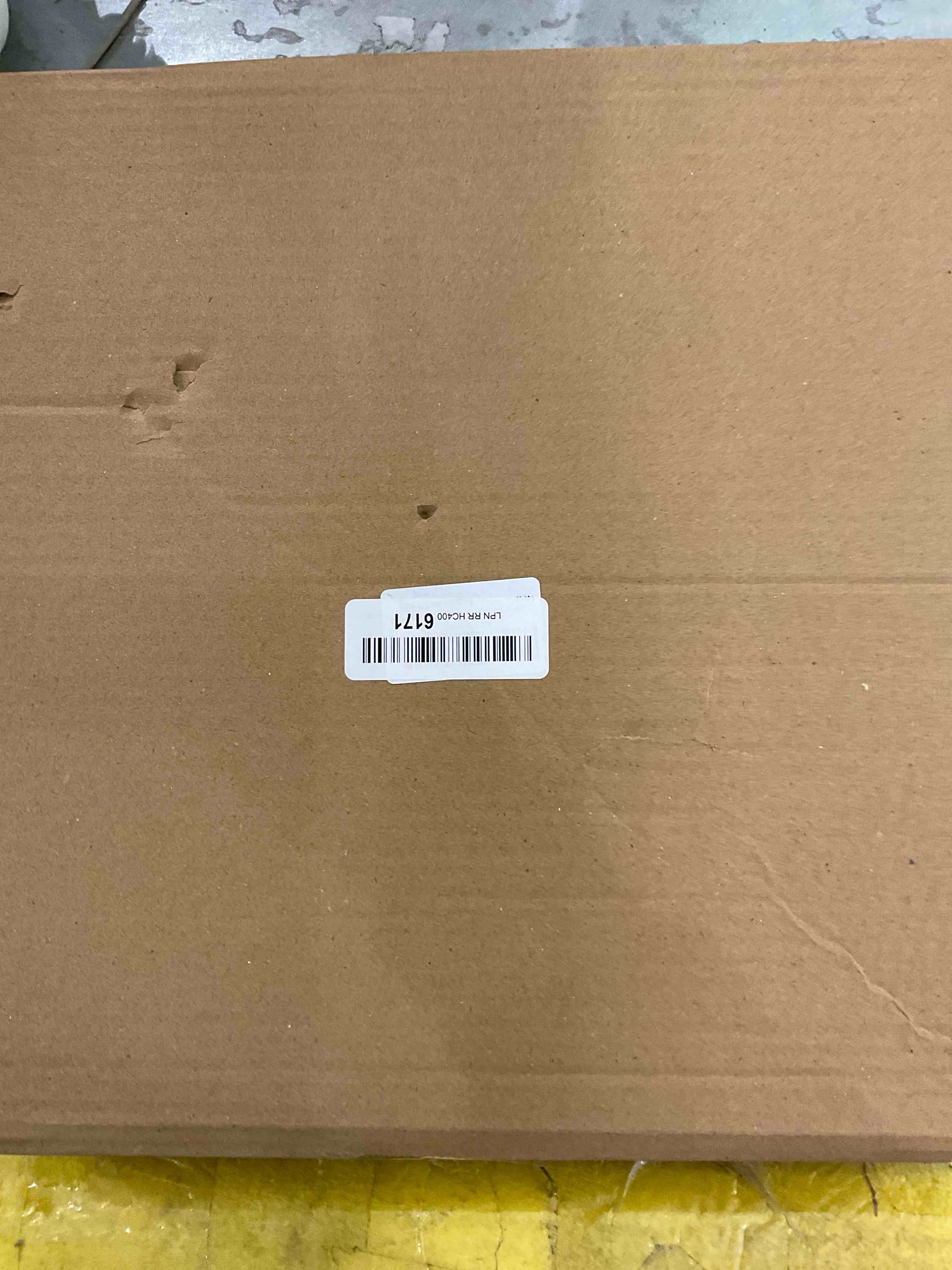 https://s3.amazonaws.com/lotting-images-prod/bidfta/EXS00806022_1699032005617.jpeg